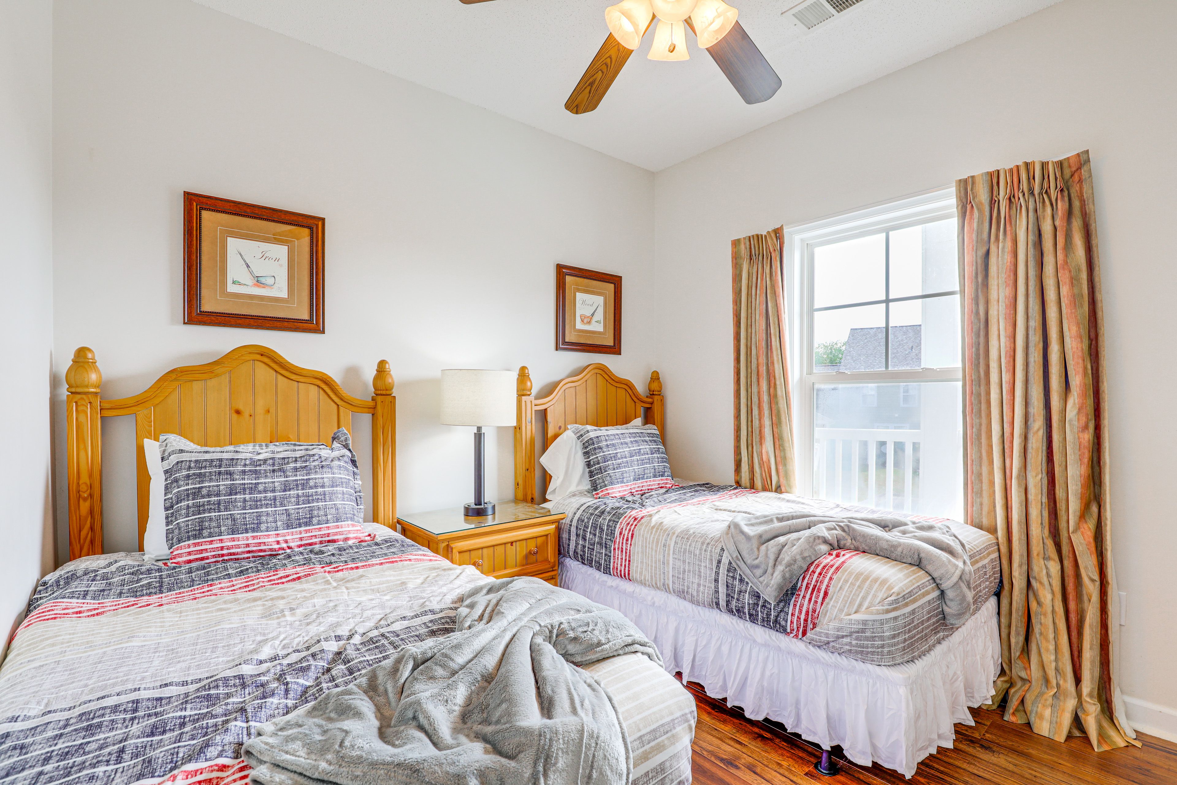 Bedroom 2 | 2 Twin Beds | Linens Provided