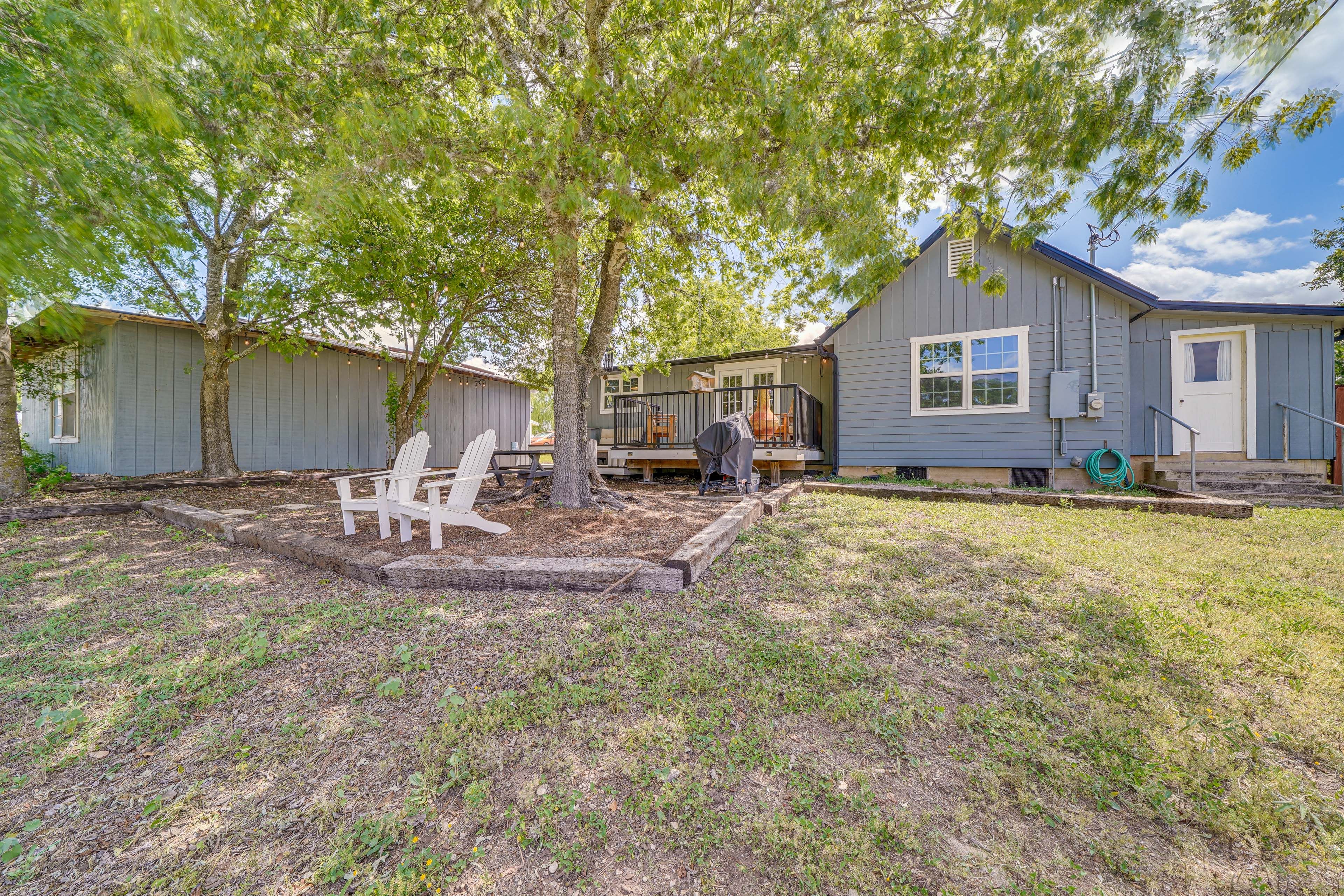 Unfenced Backyard