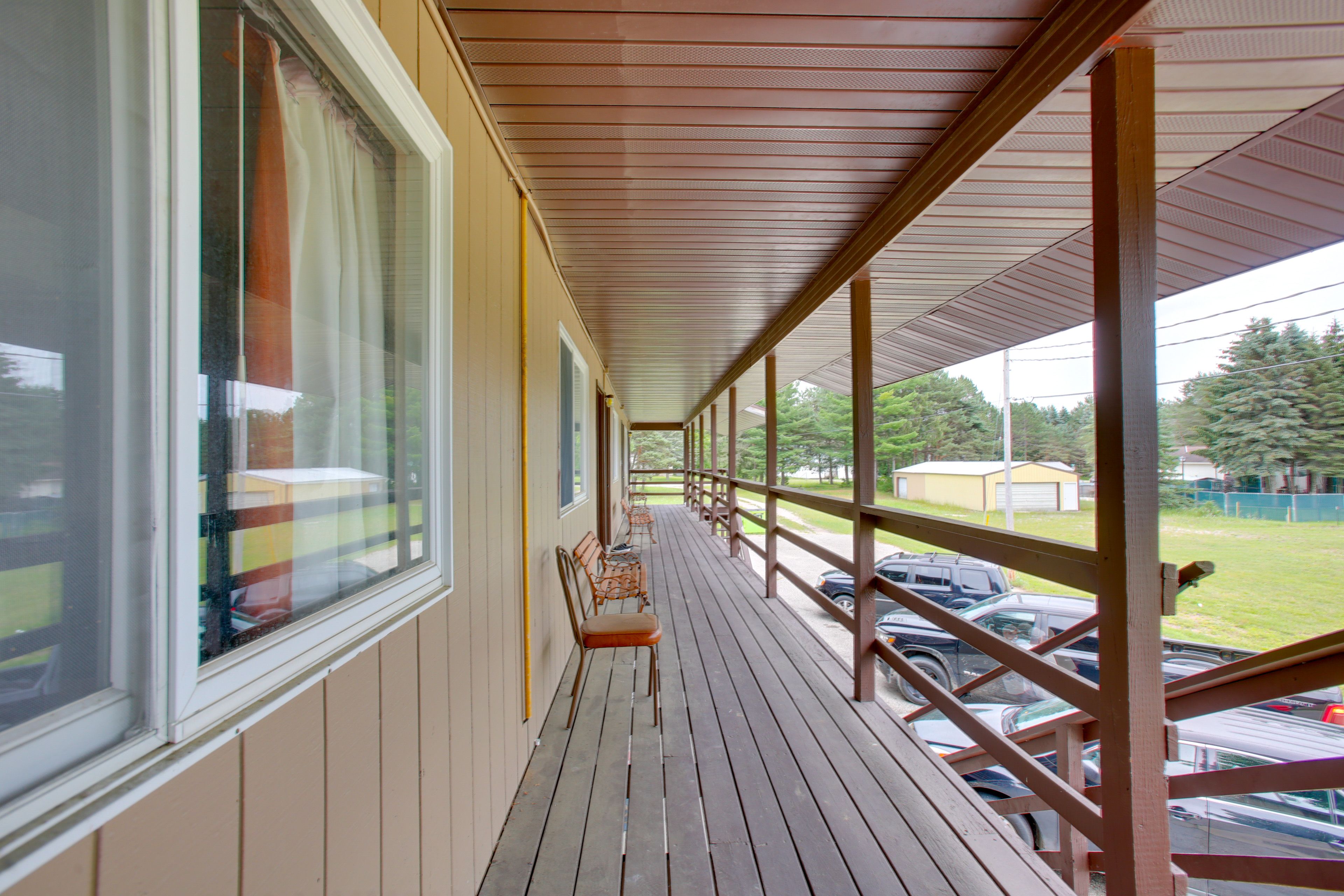Shared Deck | Outdoor Seating