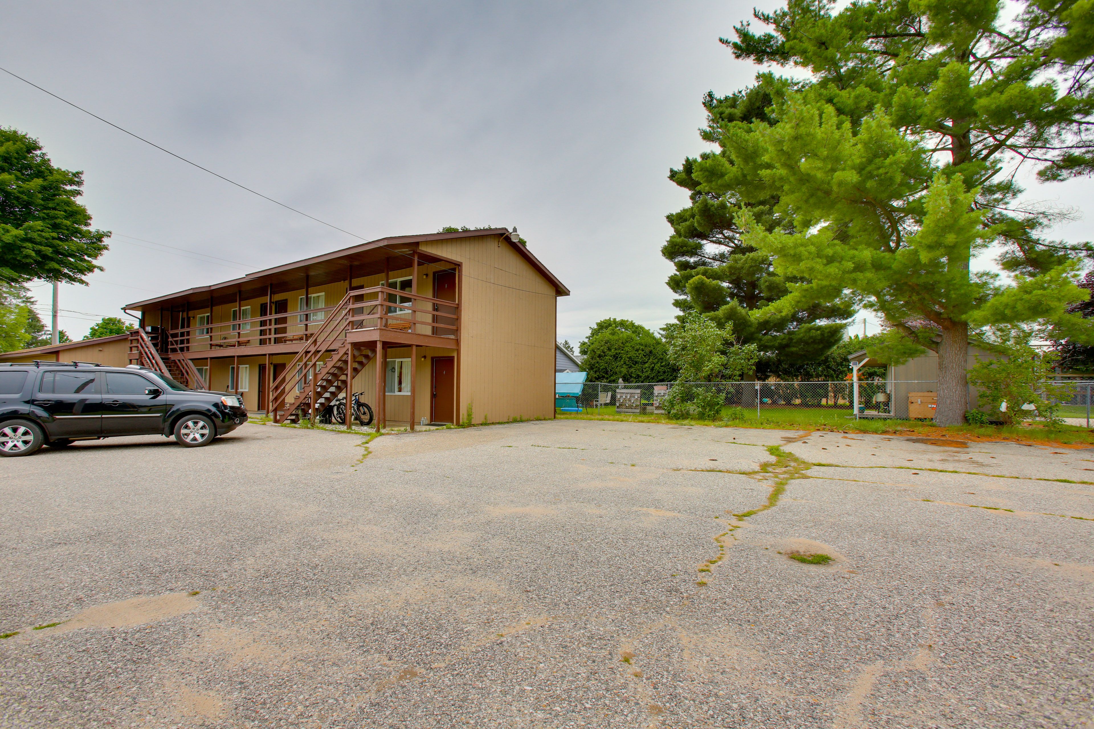 Exterior | Parking | RV/Trailer Parking Available