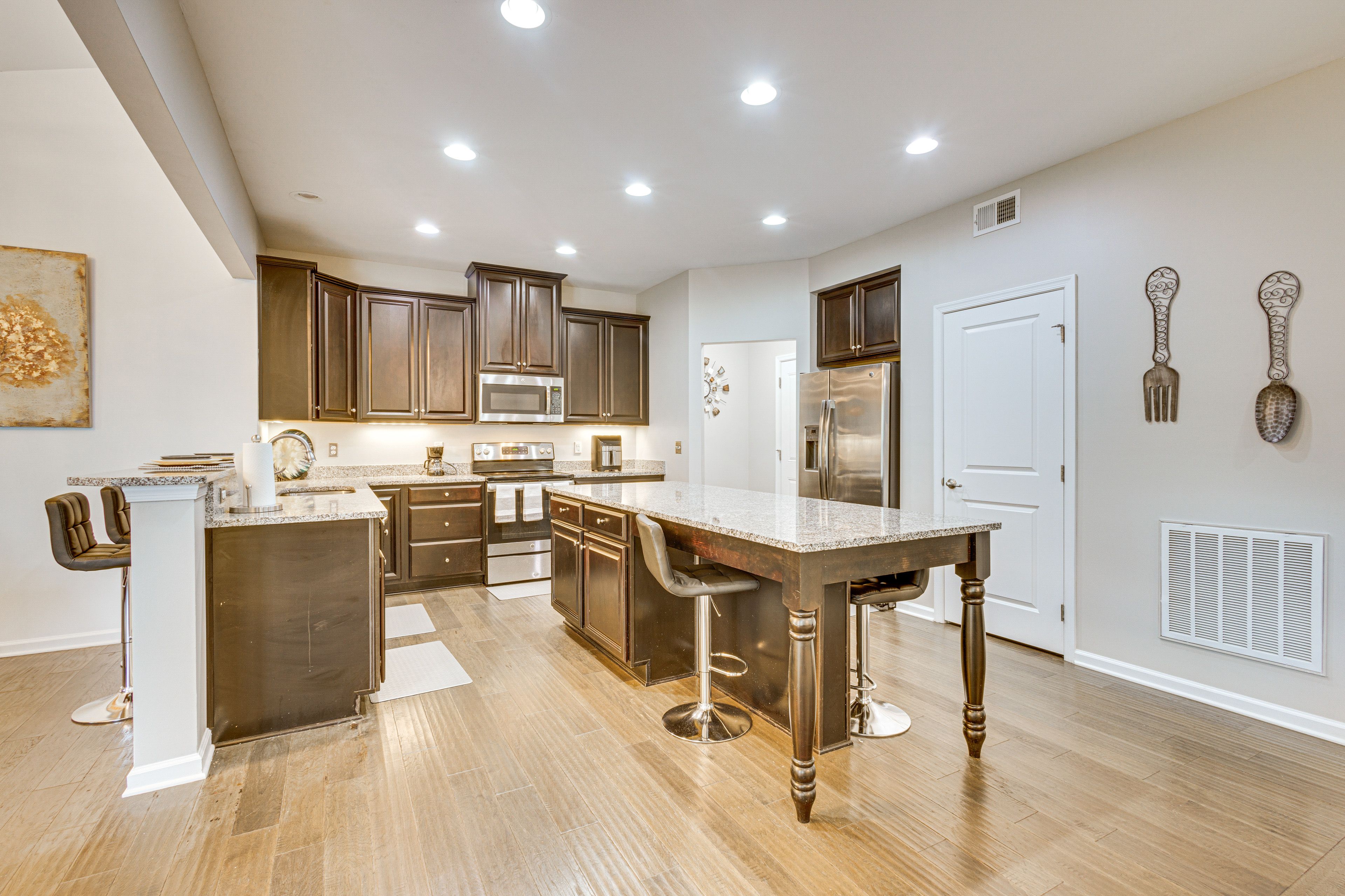 Kitchen | Air Fryer | 1st Floor