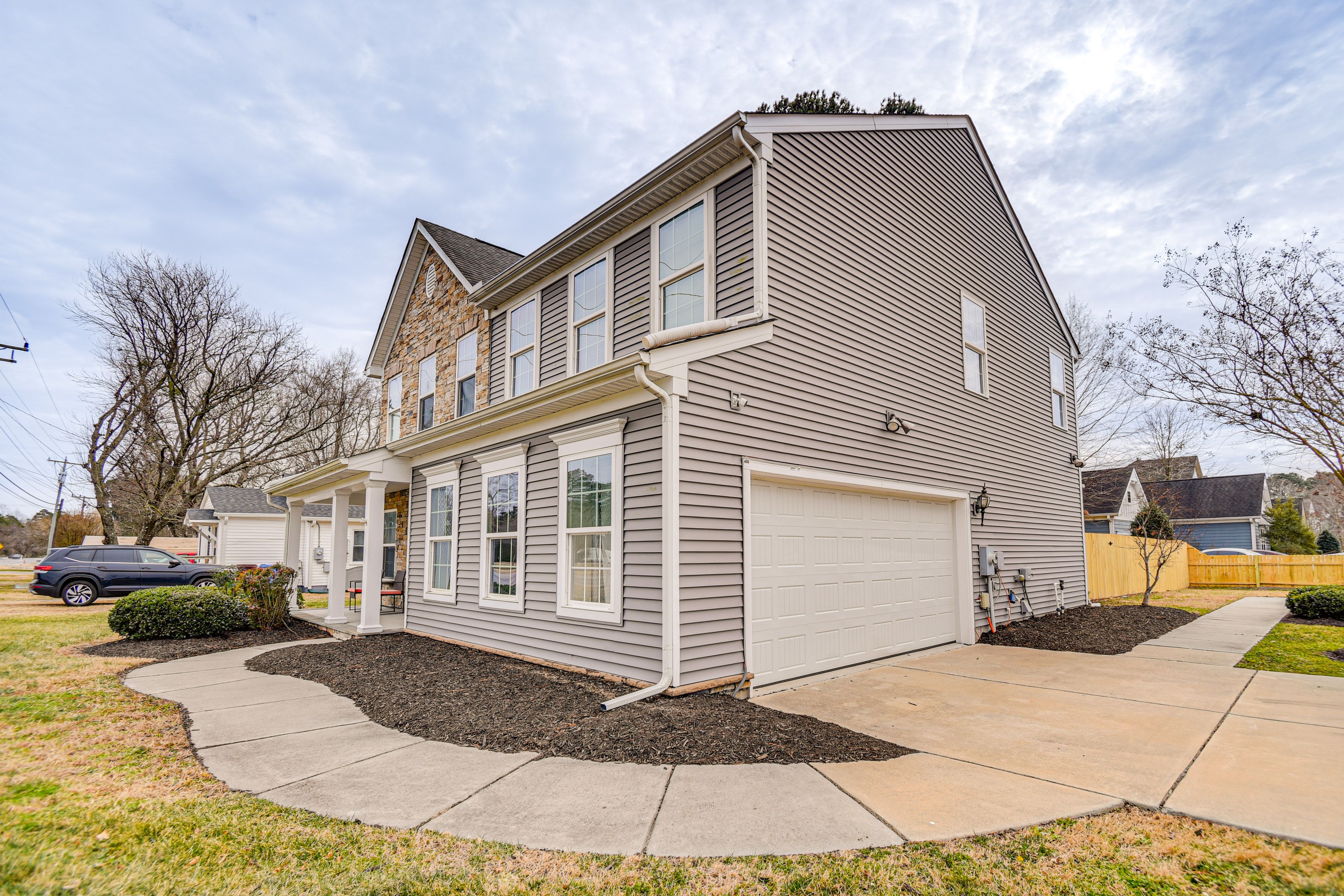 Parking | Driveway (7 Vehicles) | Free Street Parking