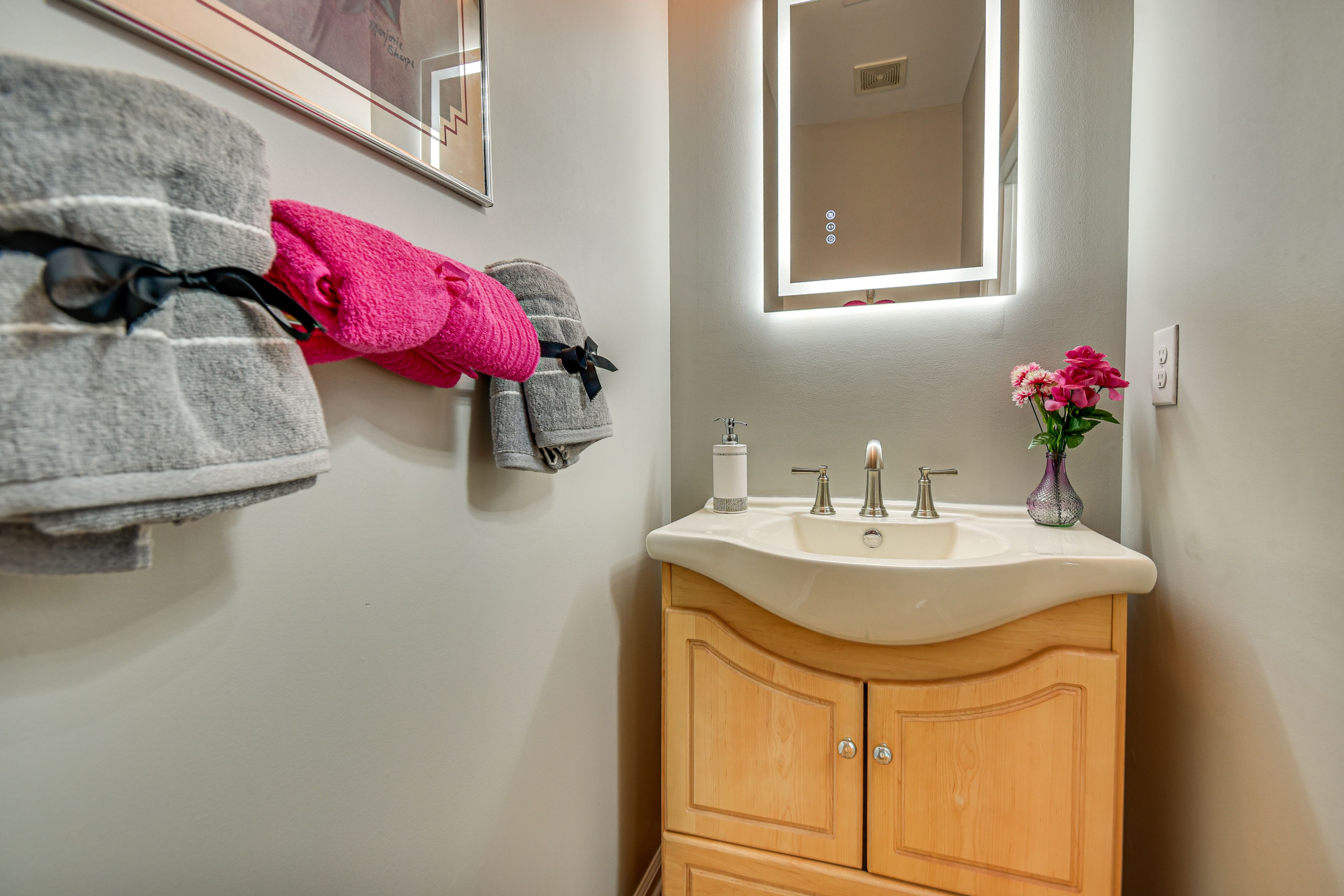 Half Bathroom | 1st Floor