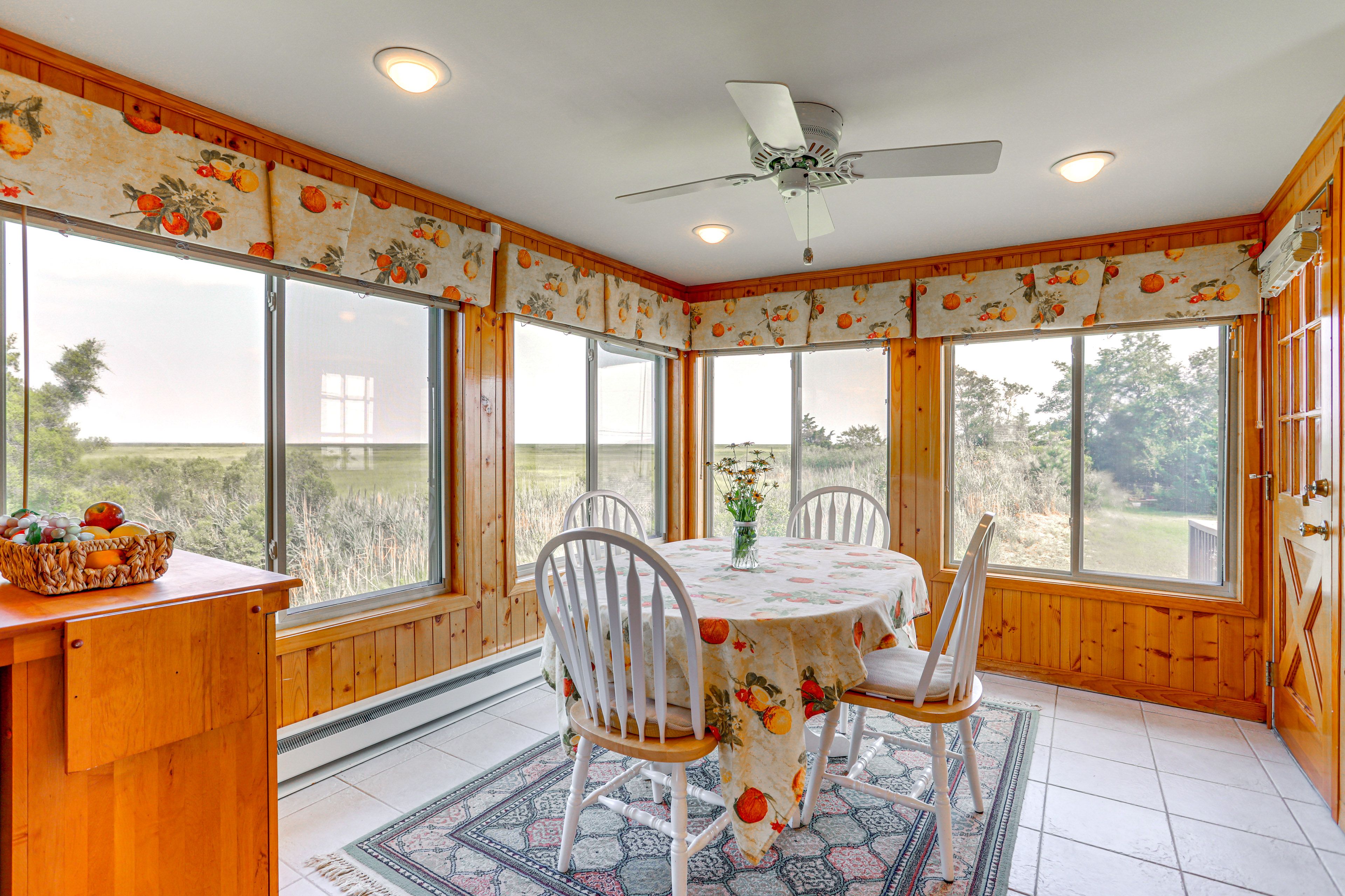 Additional Dining Area | 1st Floor | Dishware & Flatware Provided