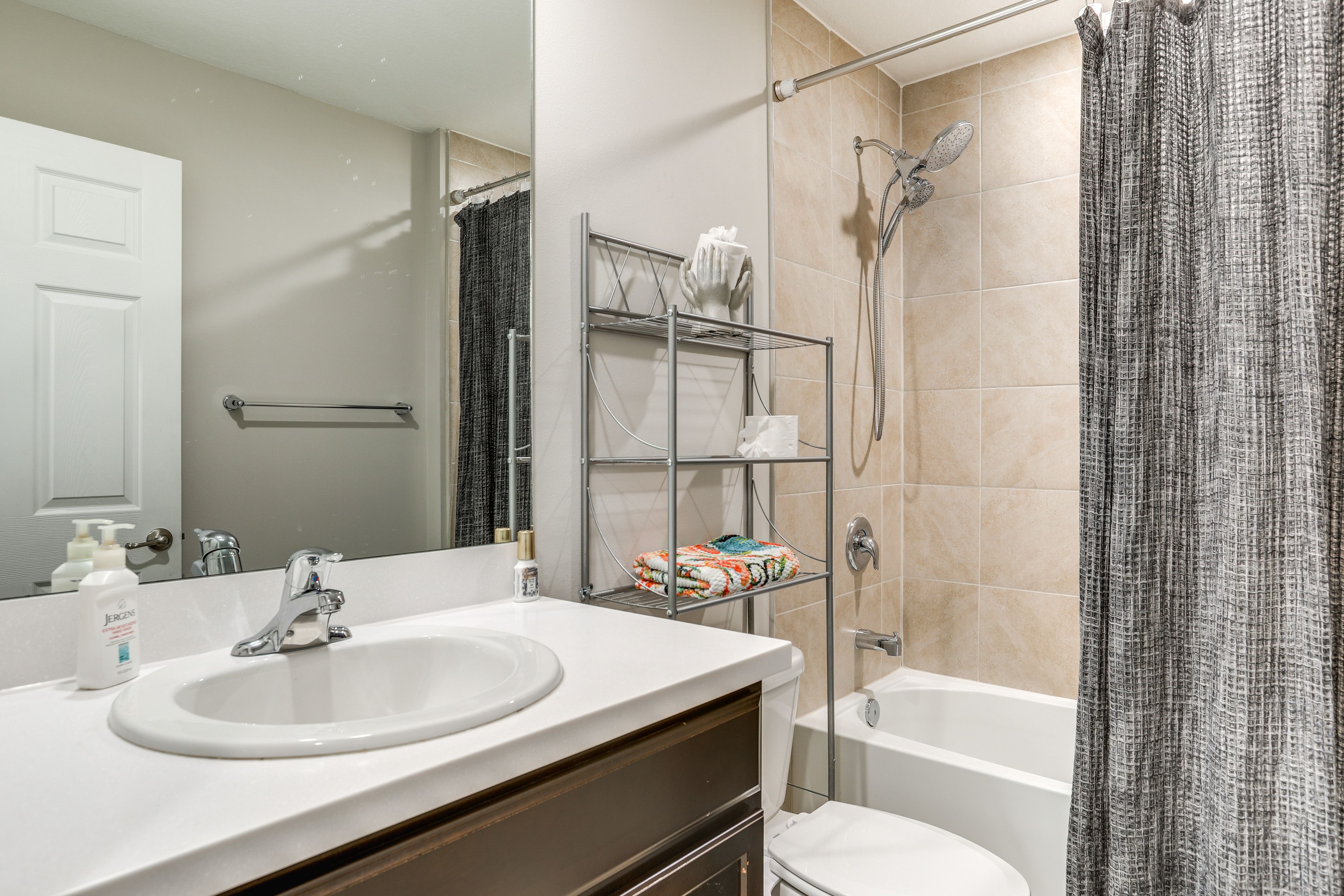Bathroom | Towels Provided