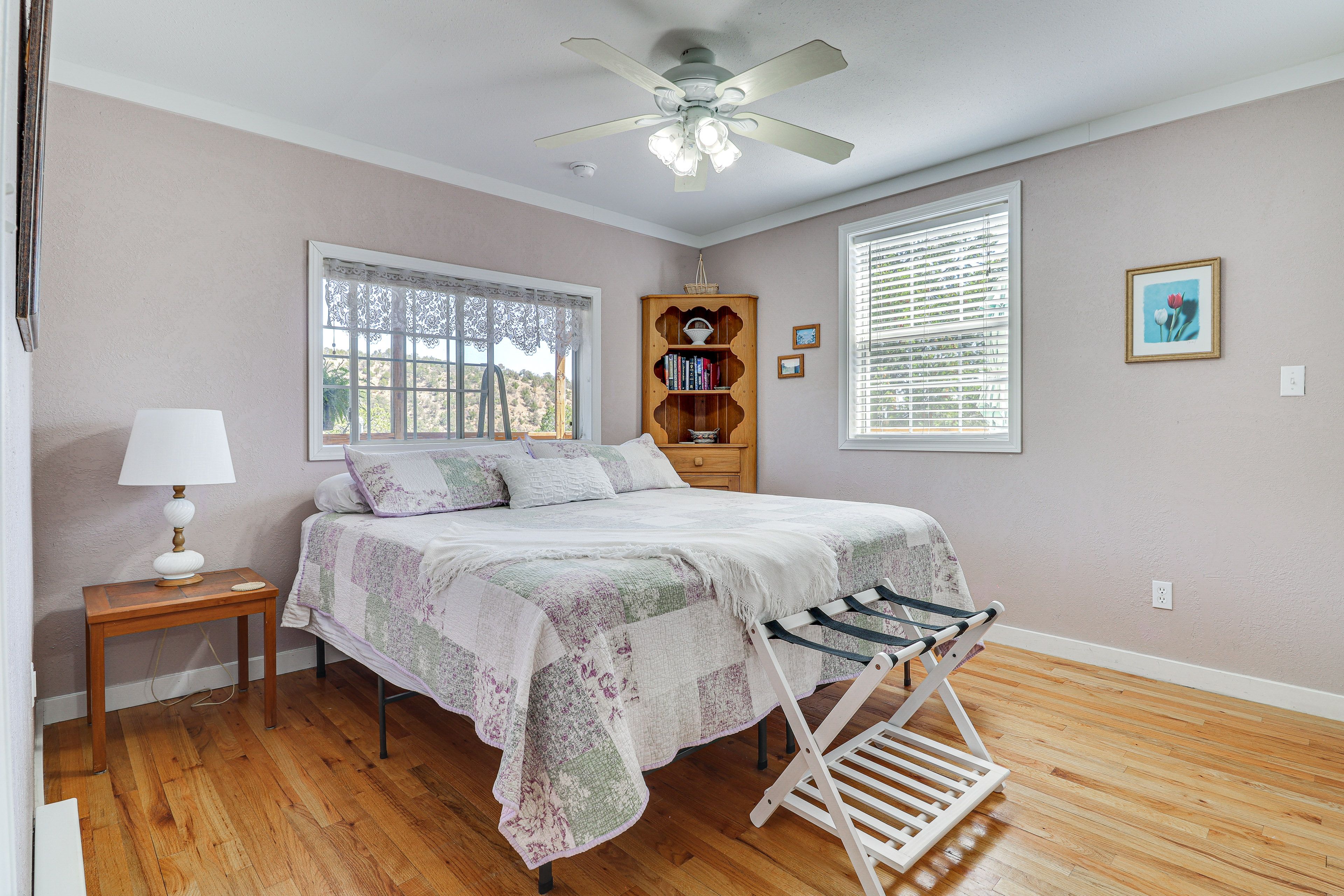 Bedroom | California King Bed