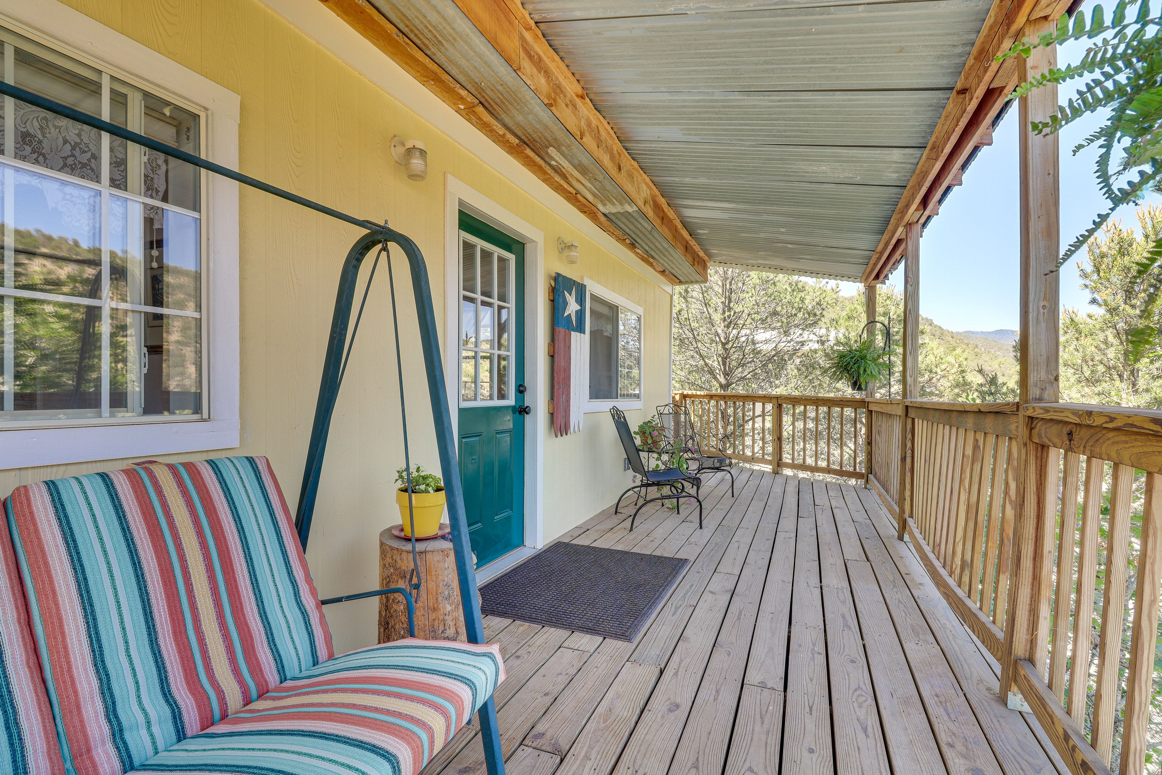 Wraparound Porch | Mountain View | Gas Grill