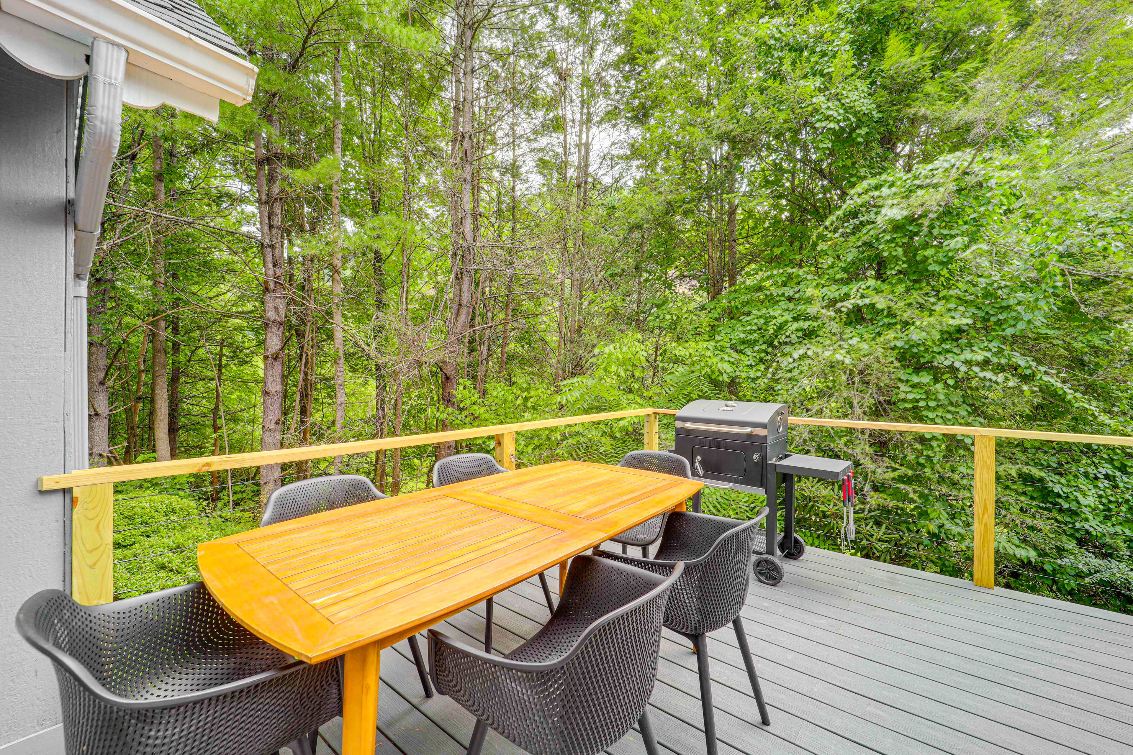 Deck | Charcoal Grill | Outdoor Dining Area | Egg Chairs