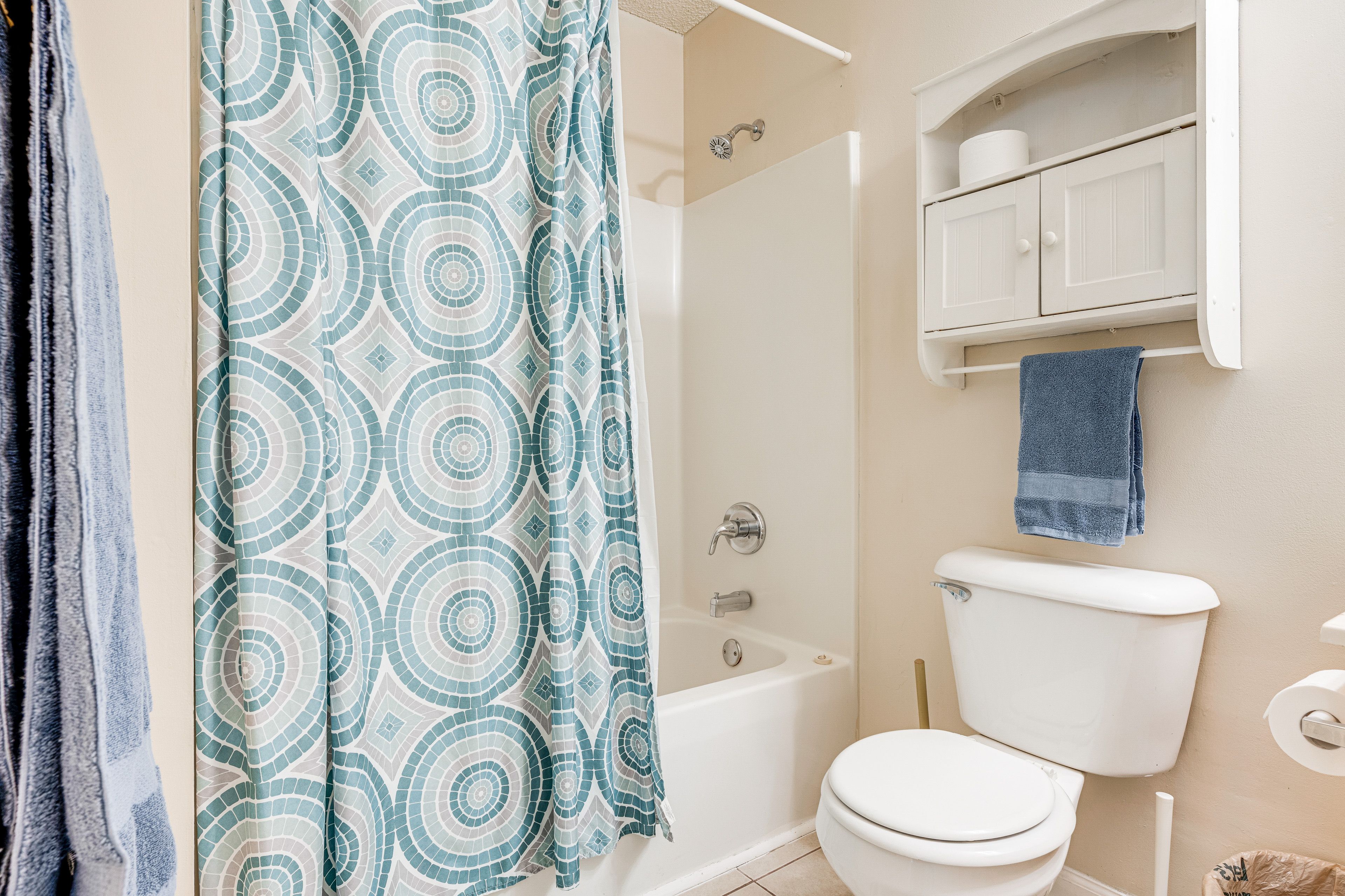 En-Suite Bathroom | Complimentary Toiletries