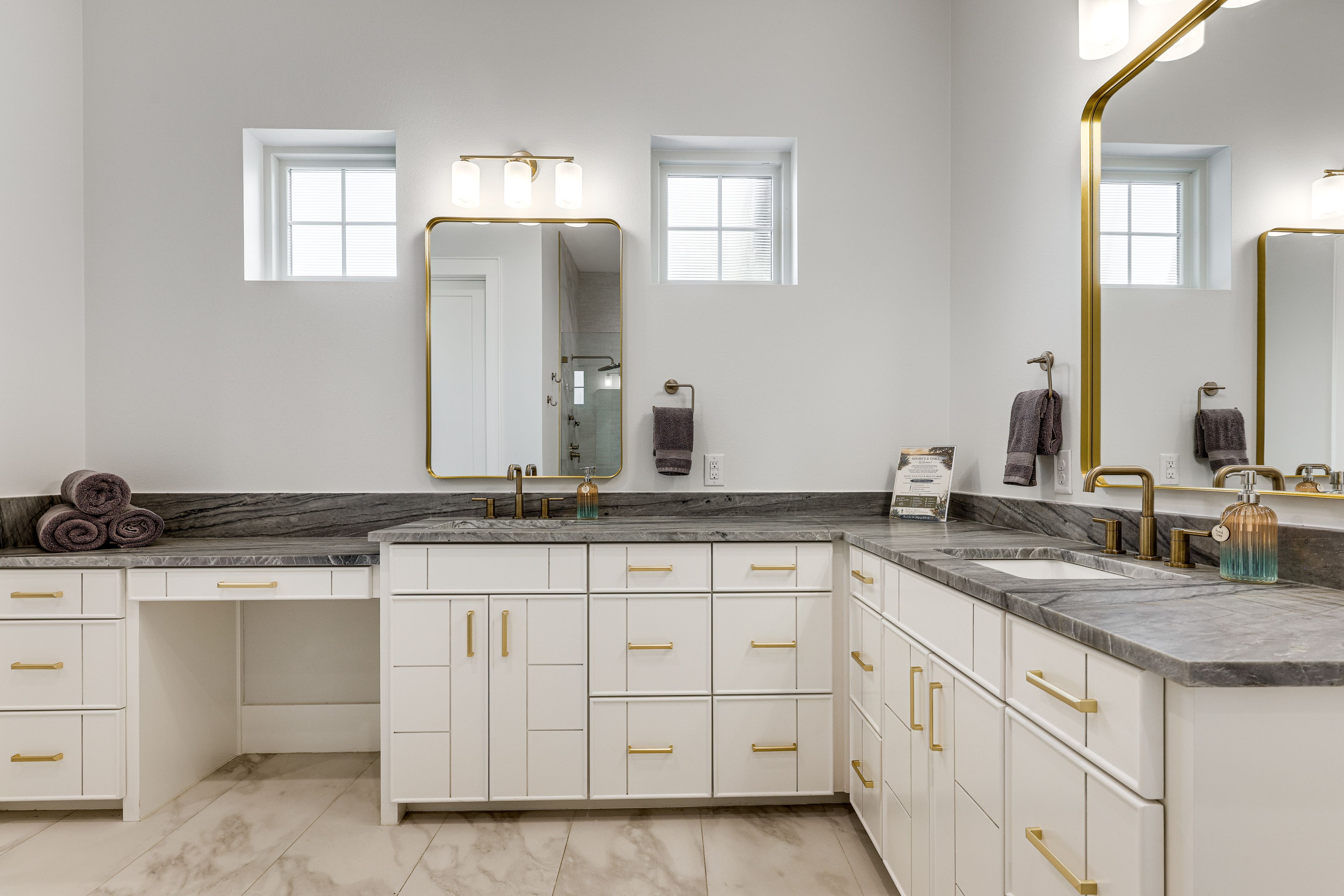 En-Suite Bathroom | 2nd Floor
