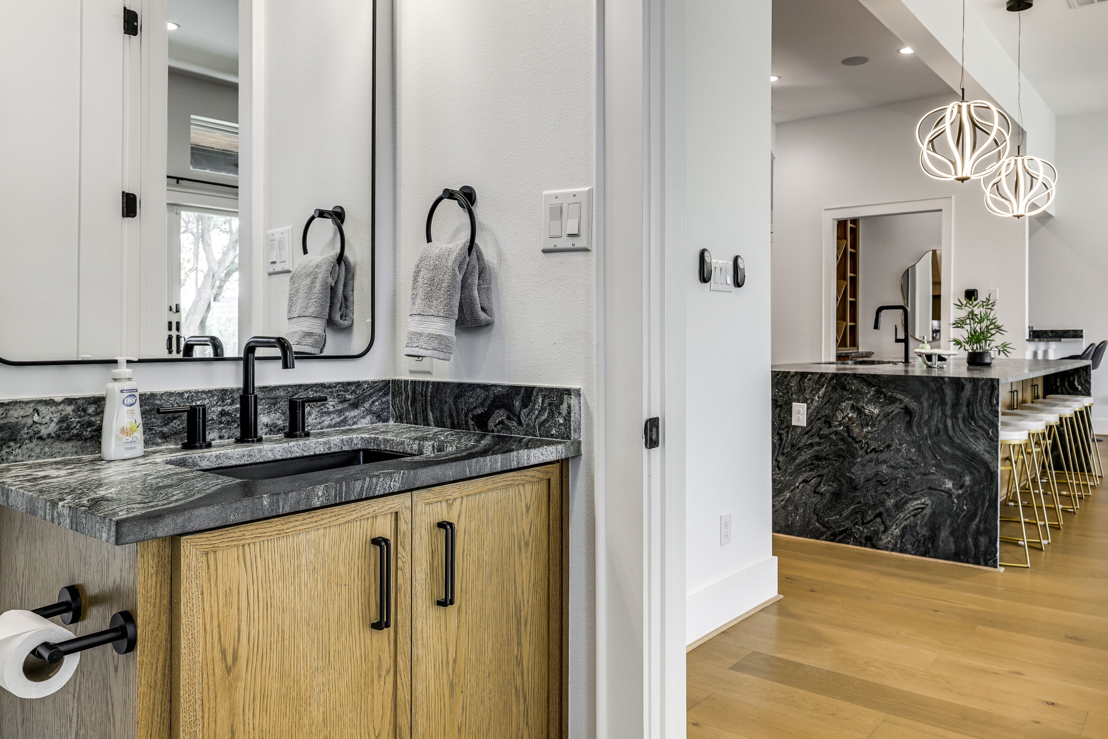 Half Bathroom | 1st Floor