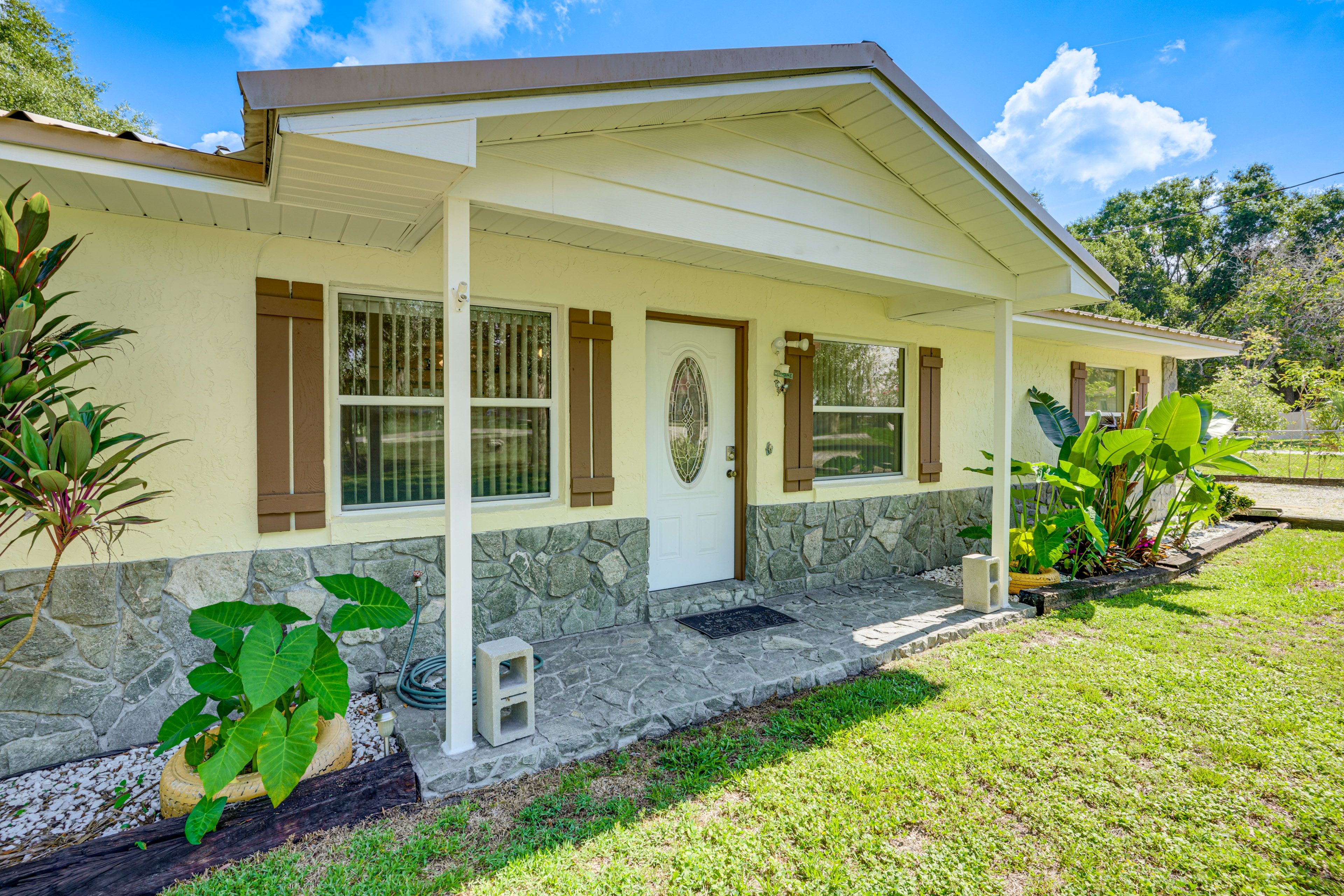 Front Door | Keyless Entry