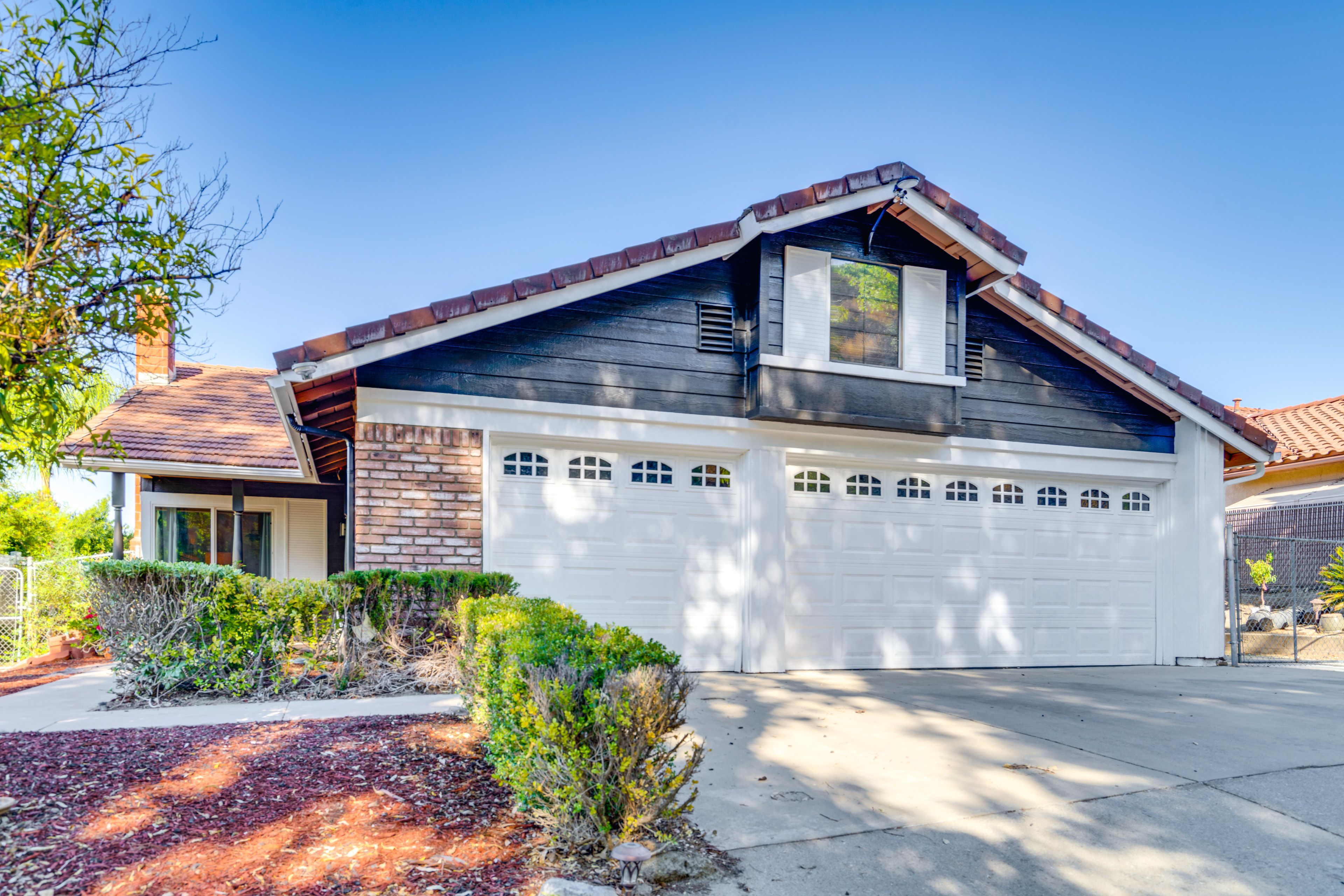 Home Exterior | Parking | Driveway (4 Vehicles)