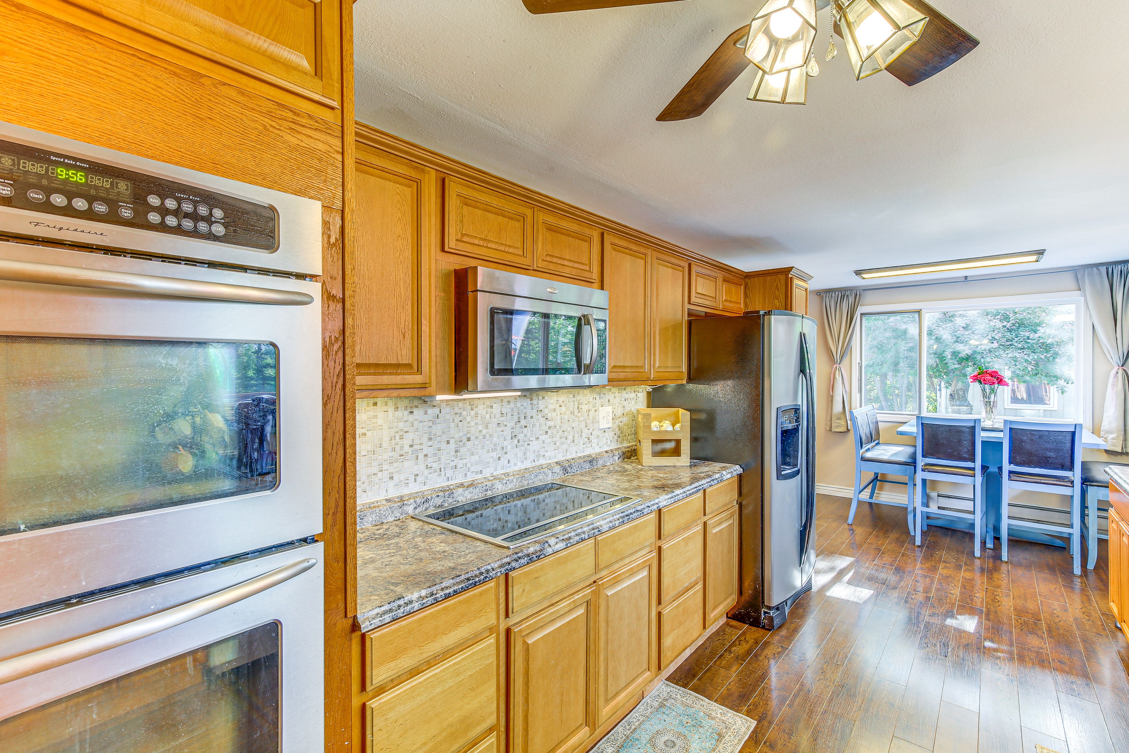 Additional Dining Area | Main Floor