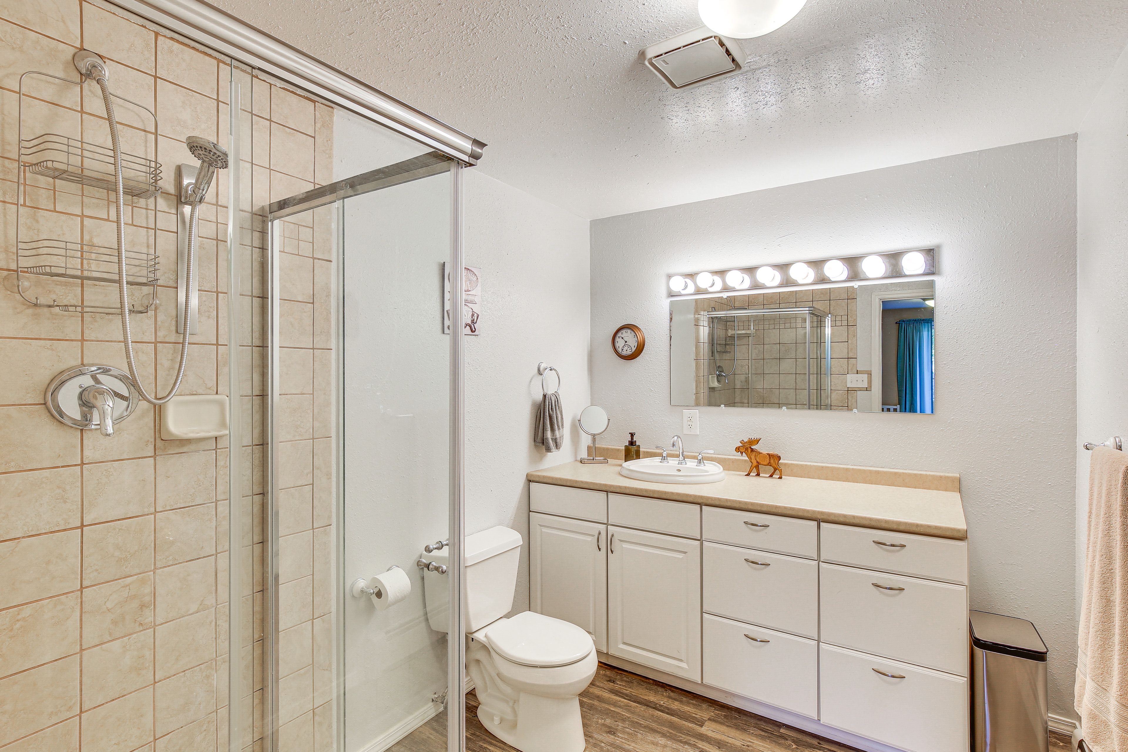 Full Bathroom | Basement