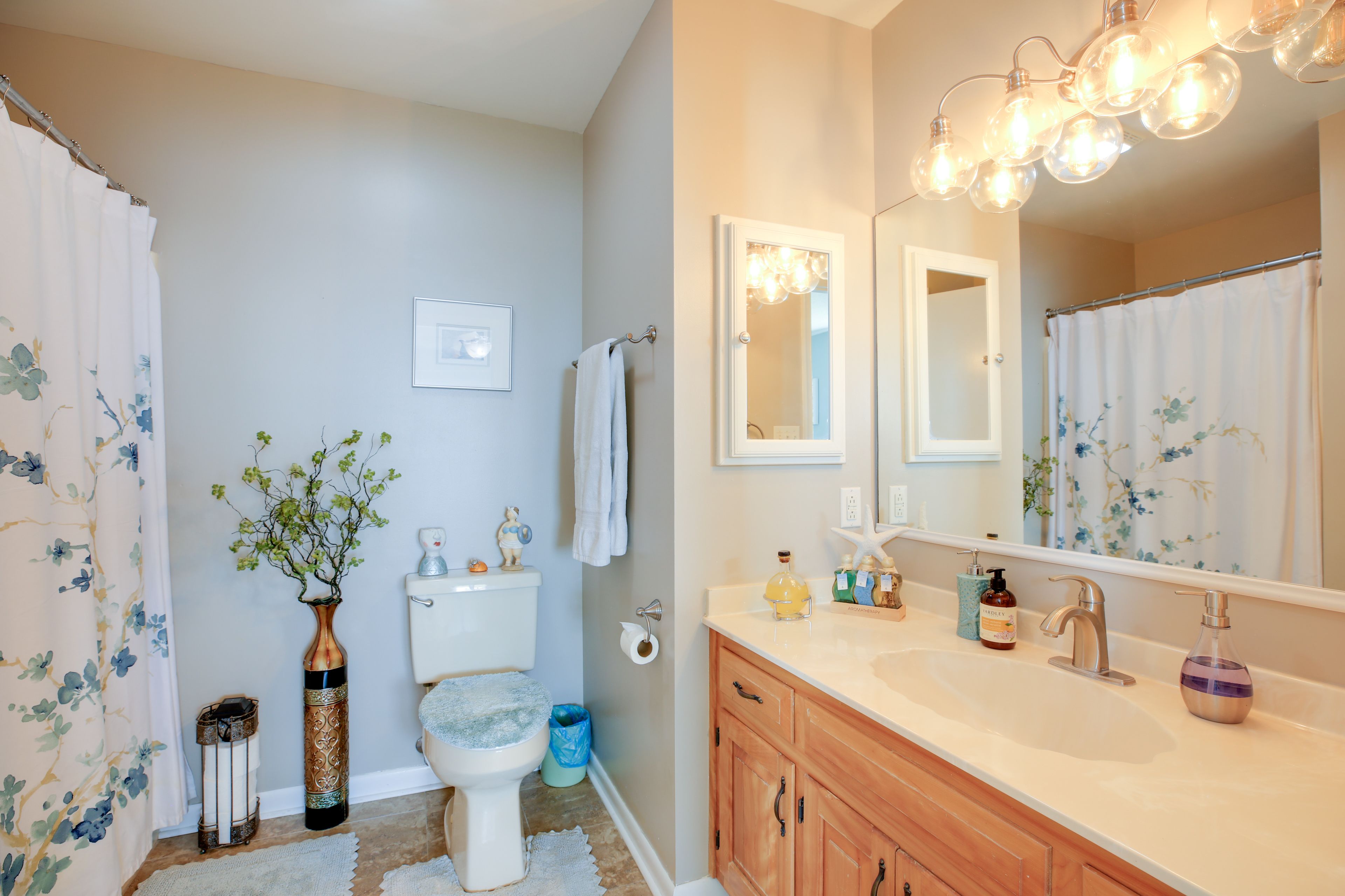 En-Suite Bathroom | Towels Provided | Complimentary Toiletries