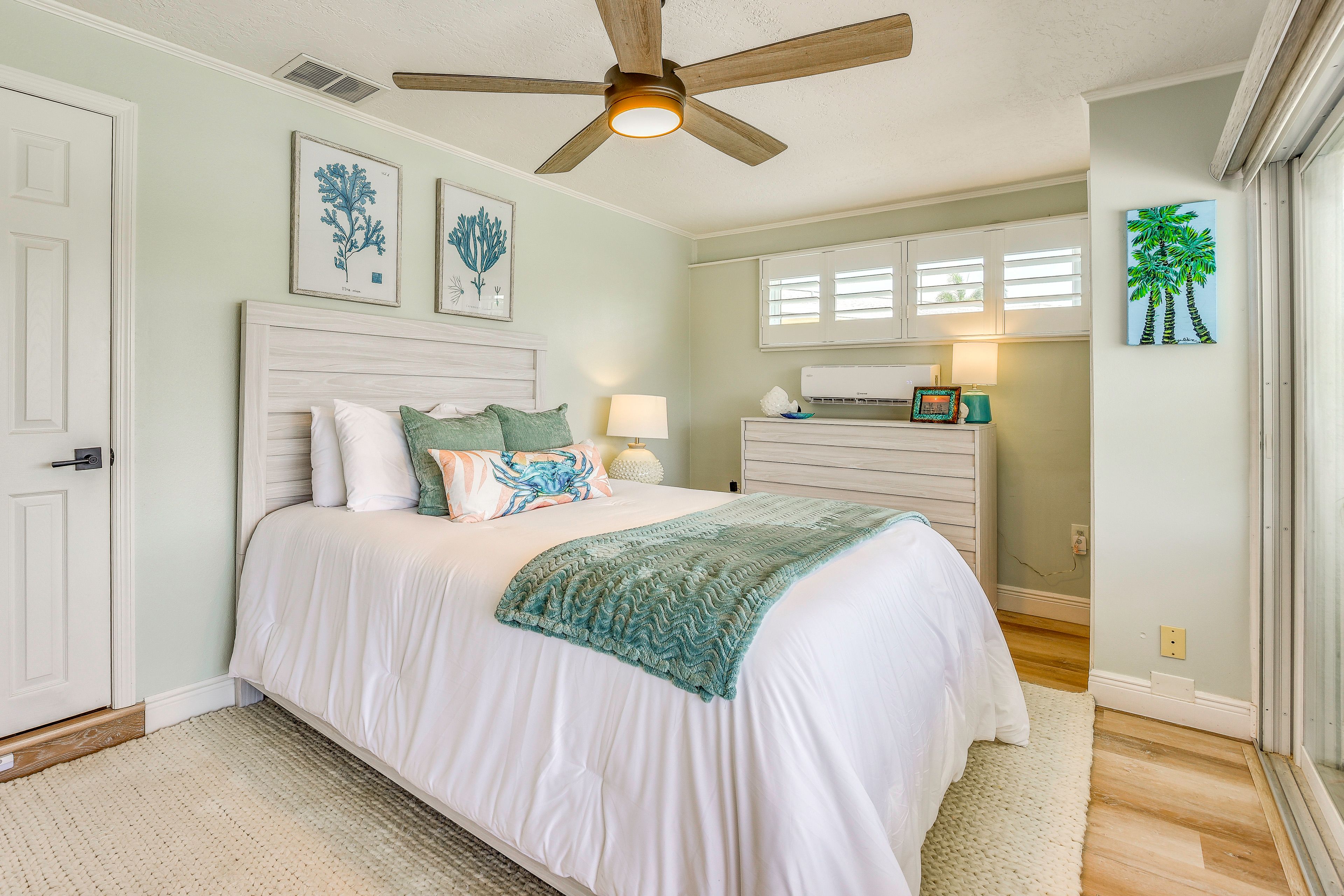 Bedroom 3 | Queen Bed | En-Suite Bathroom