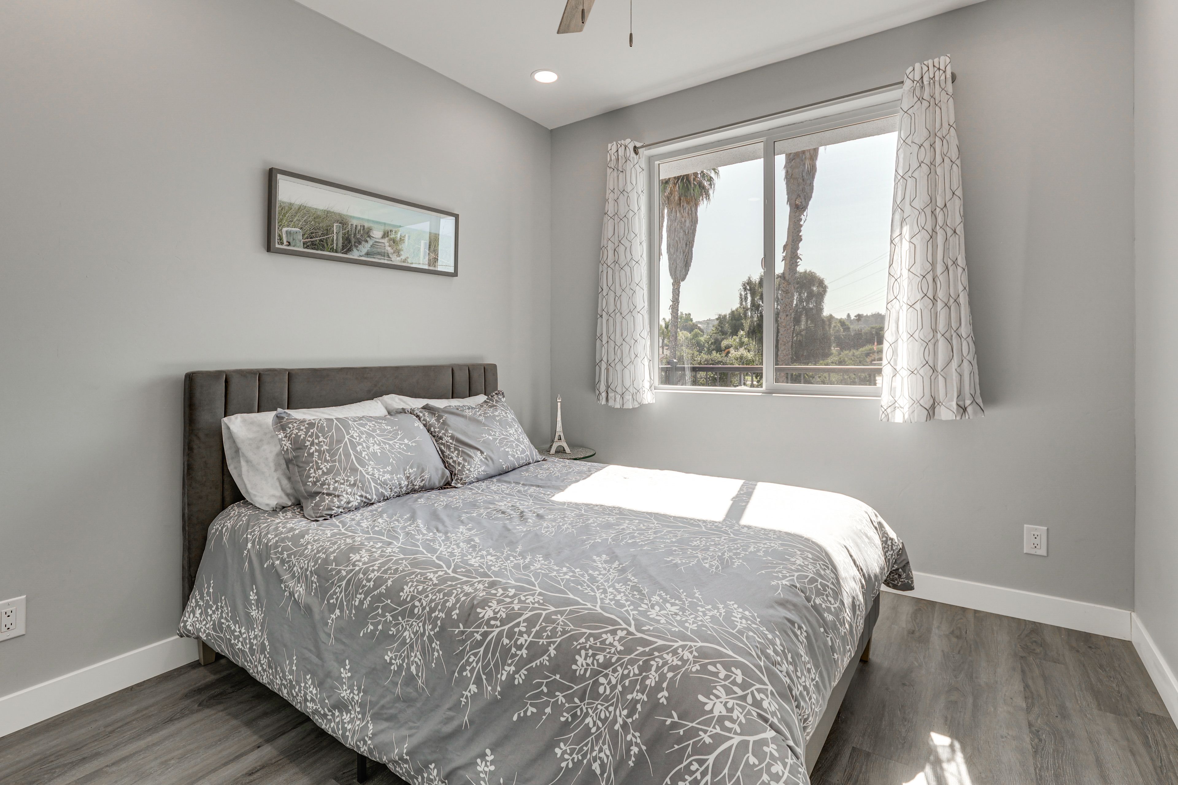 Bedroom 2 | Queen Bed