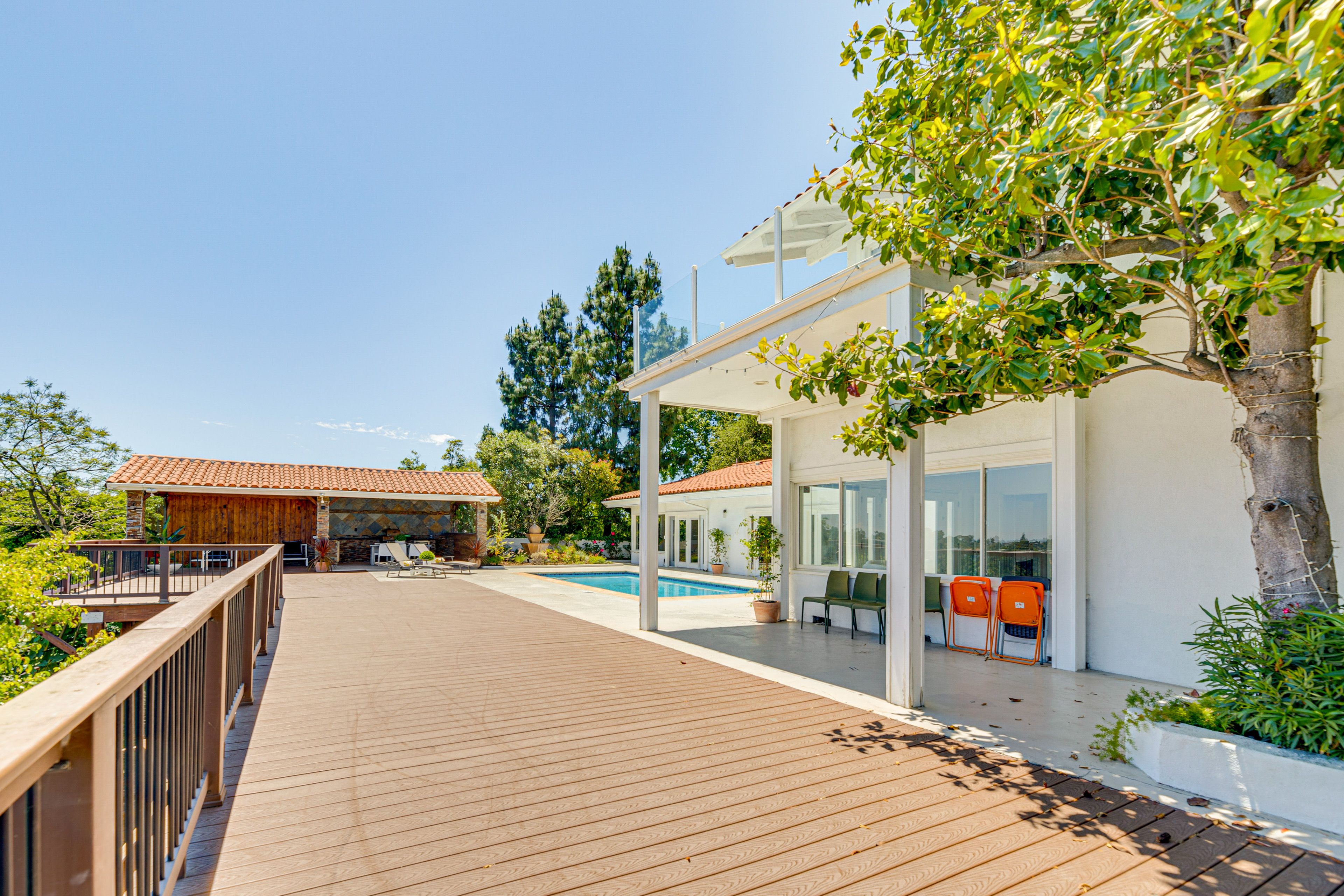 Deck | Private Pool | Ping-Pong Table | Gas Grill (Propane Not Provided)