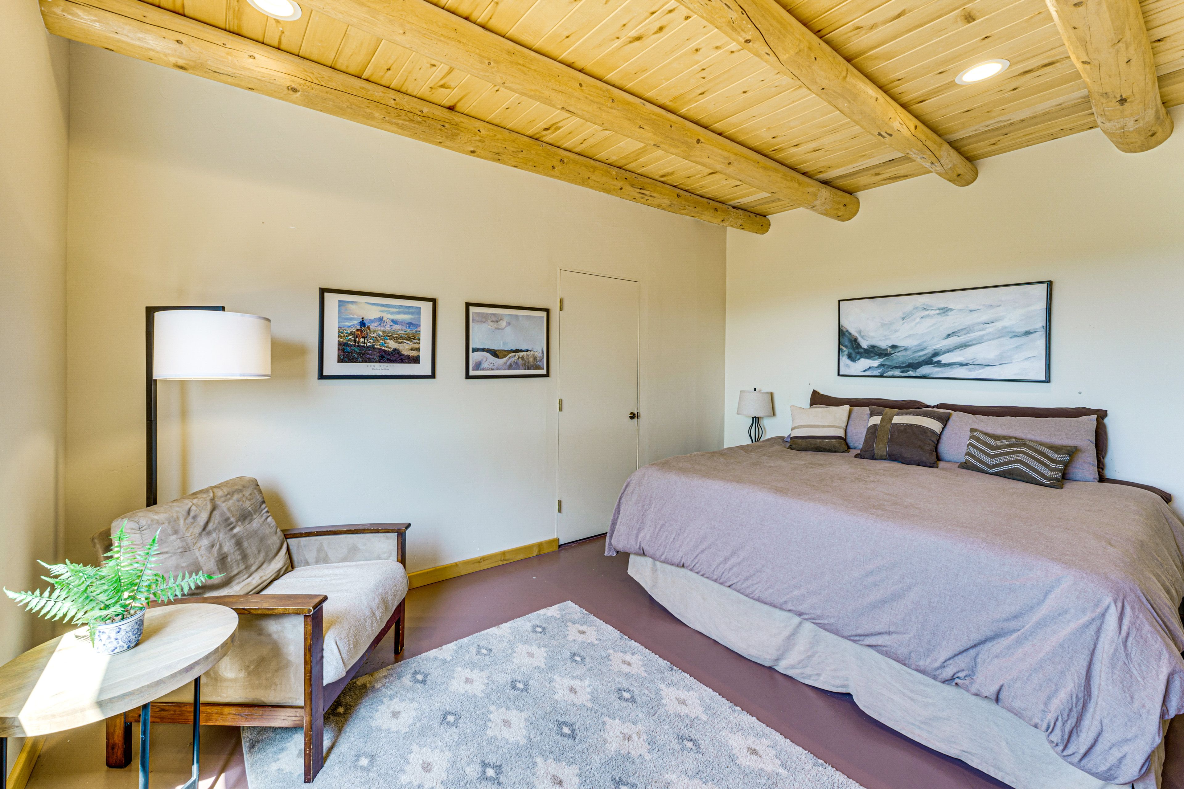 Bedroom 2 | King Bed