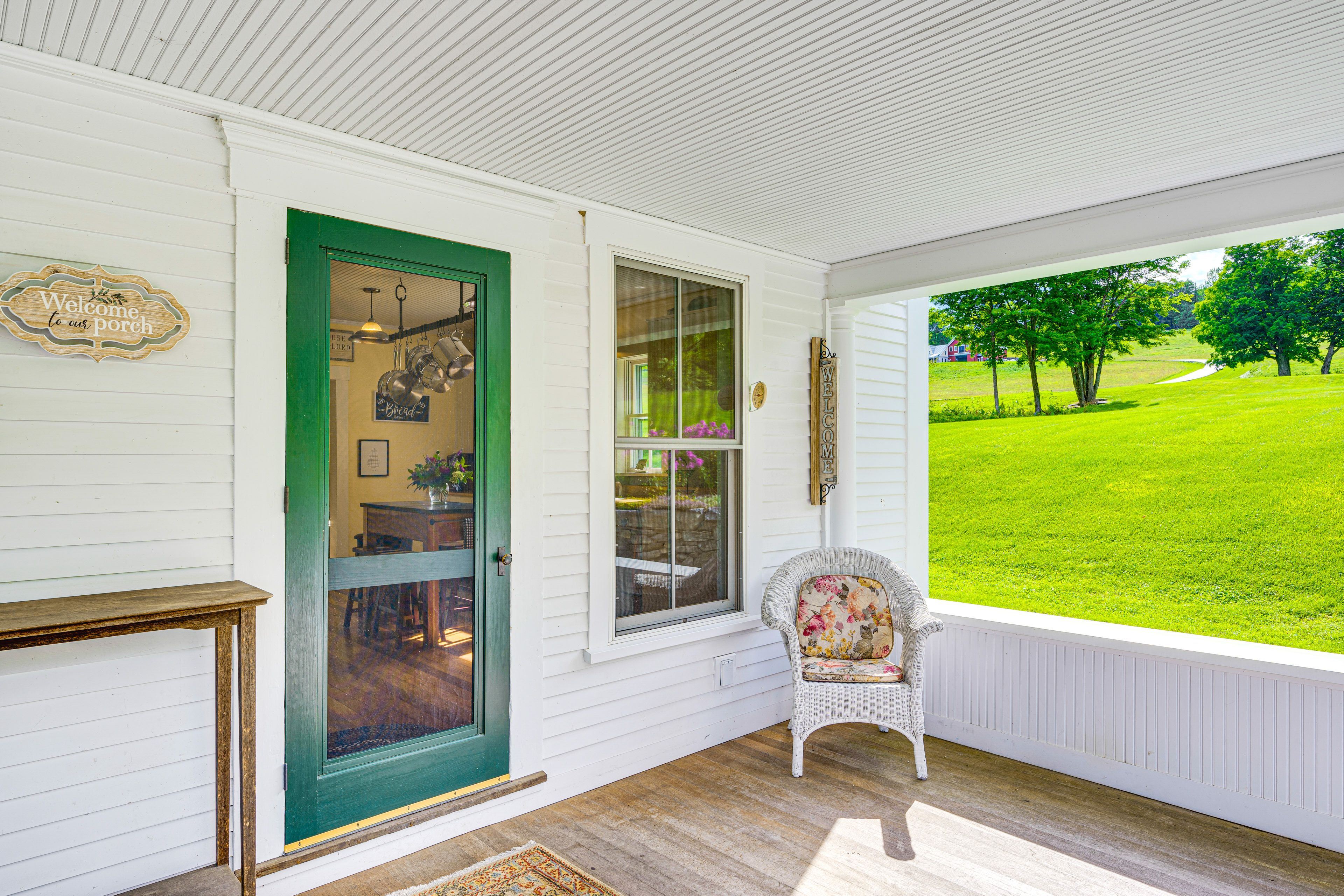 Front Porch | Private Entrance