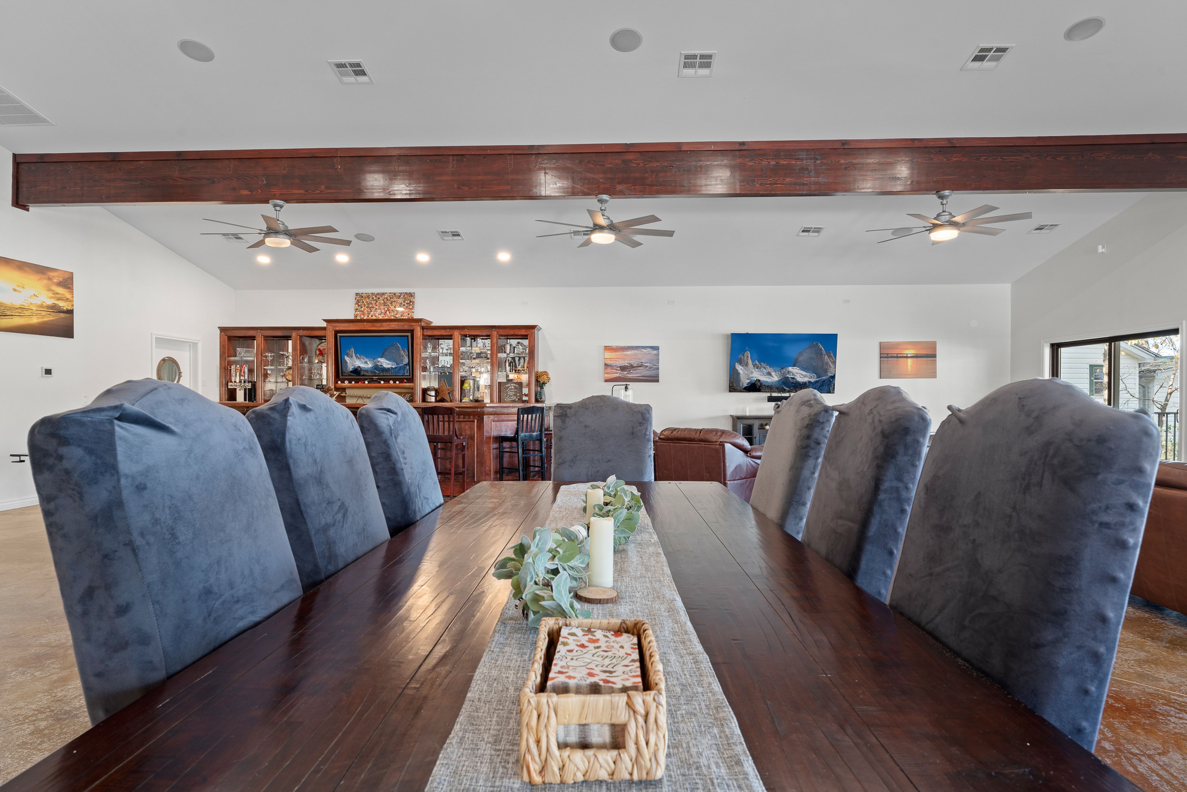 Dining Table | Dishware & Flatware Provided