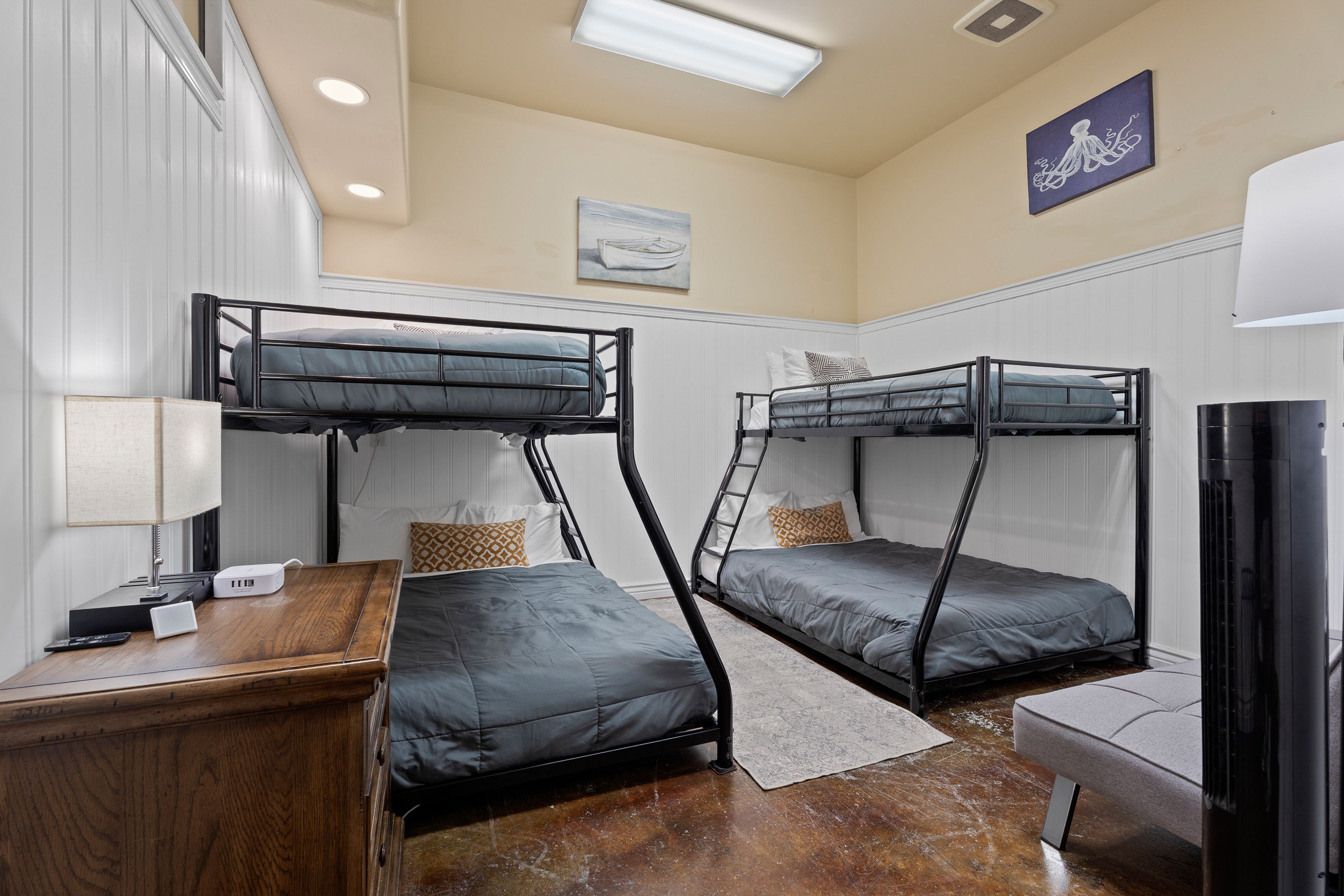 Bonus Room | 2 Twin/Full Bunk Beds | Full Sleeper Sofa