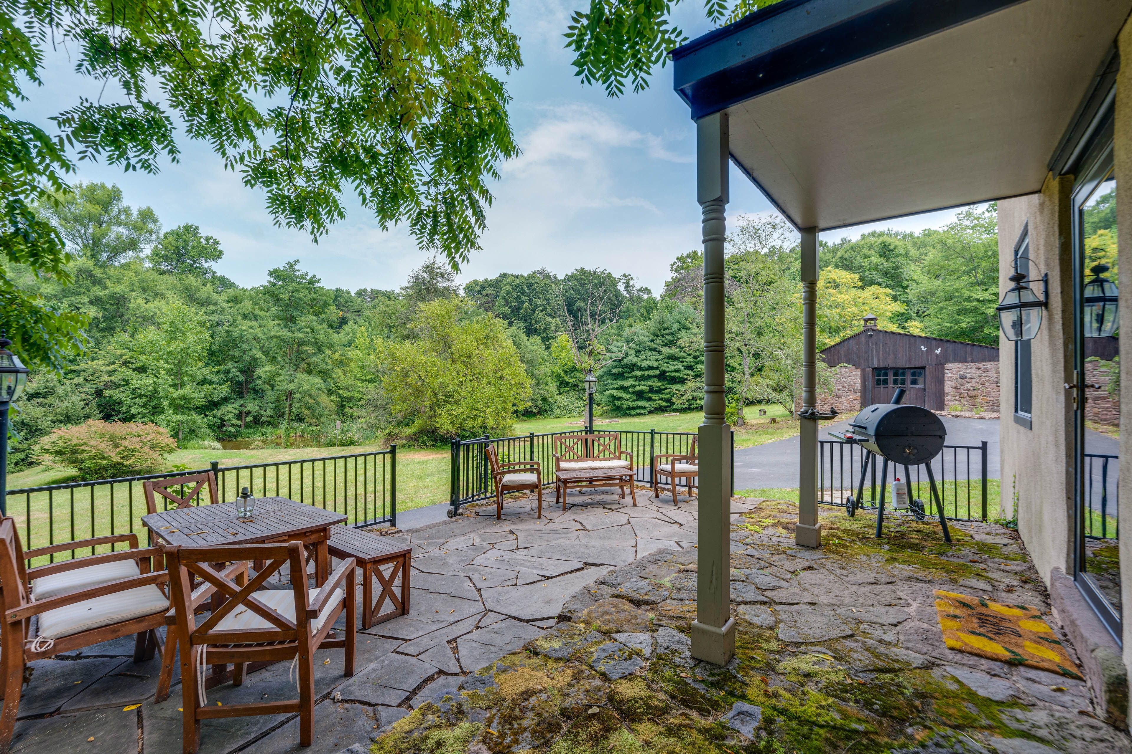 Entryway | Front Patio