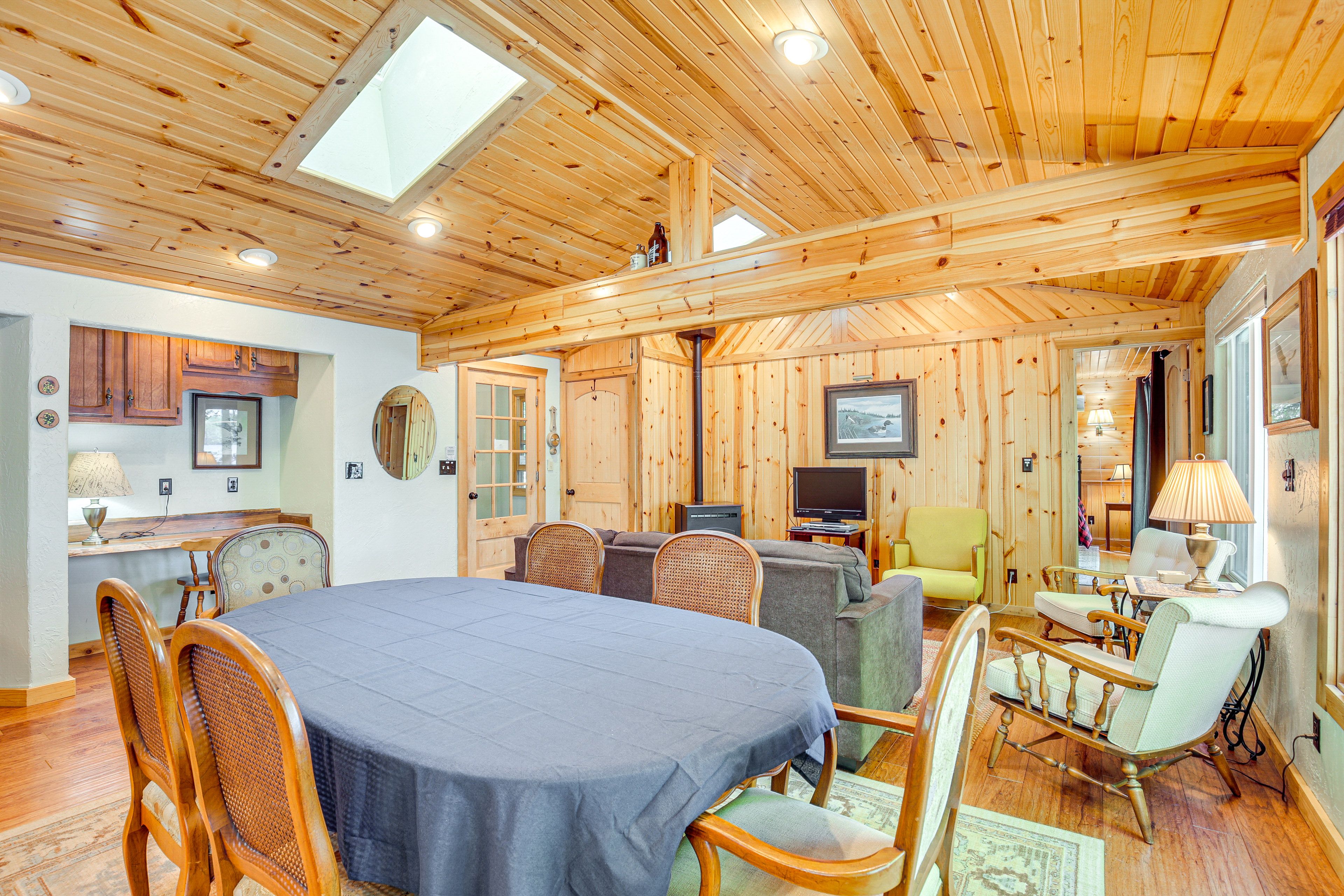 Dining Table | Main Floor | Dishware/Flatware