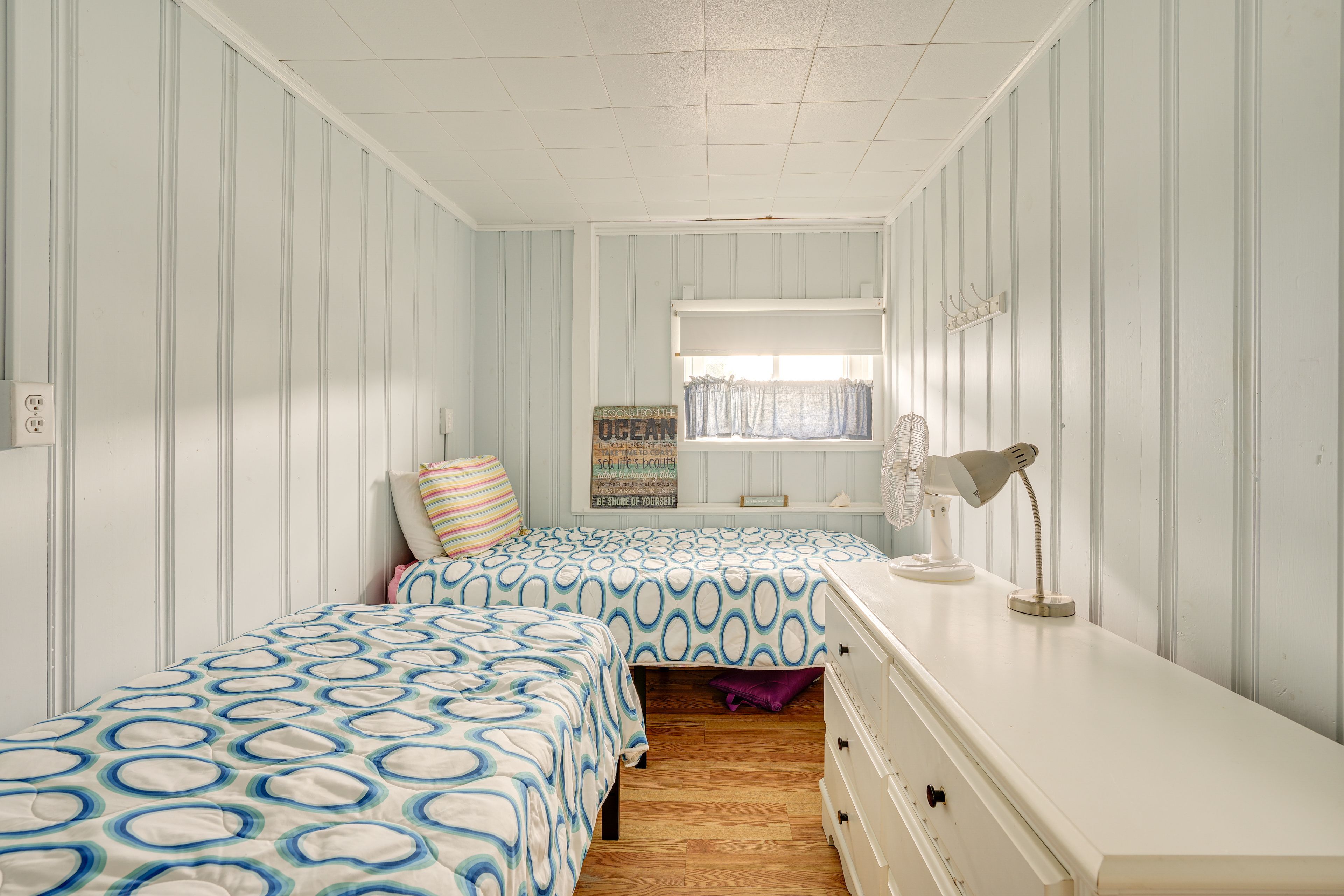 Bedroom 4 | 2 Twin Beds | 1st Floor