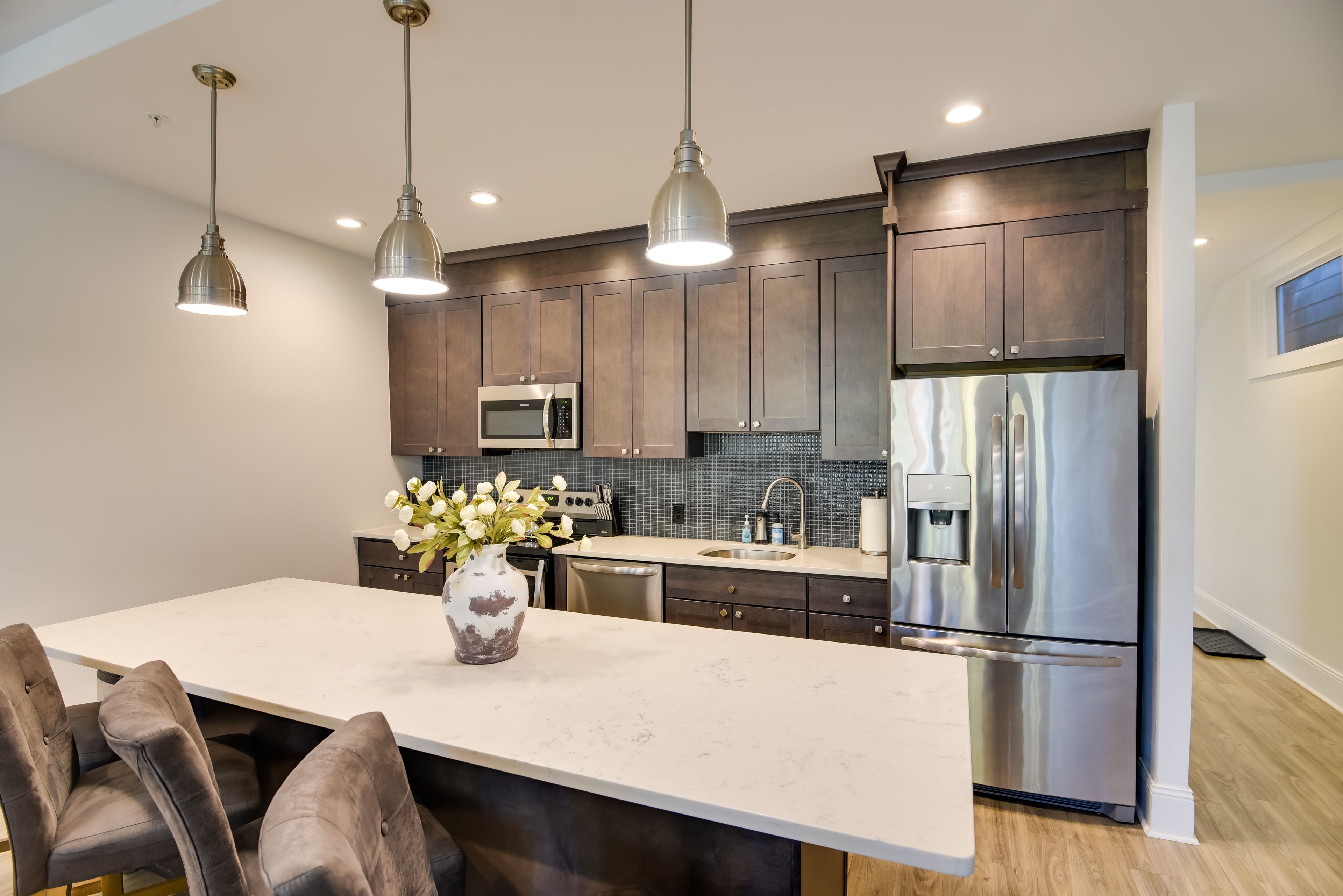 Kitchen | Cooking Basics | Island w/ Seating | Keurig Coffee Maker | Toaster