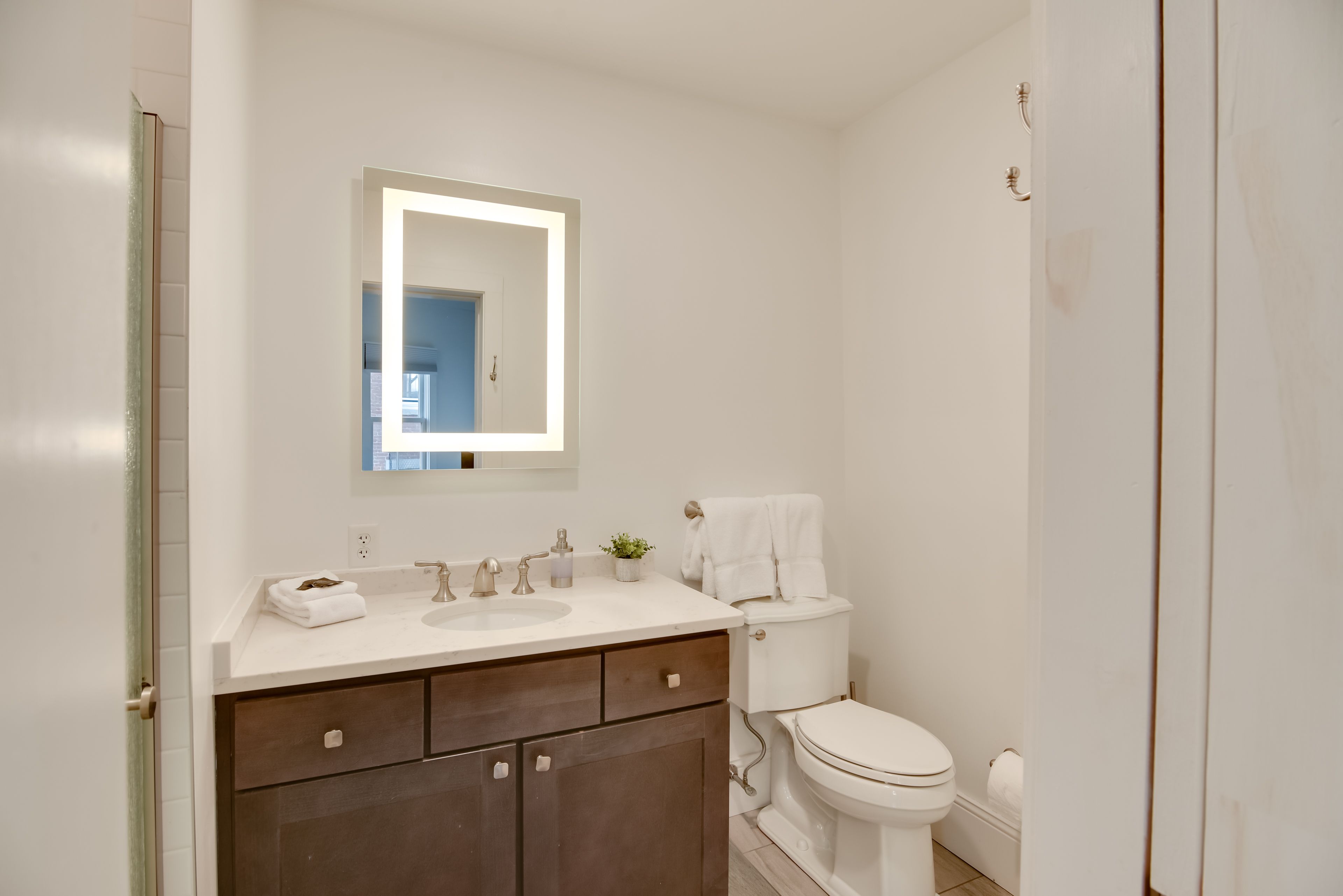 En-Suite Bathroom | Towels Provided