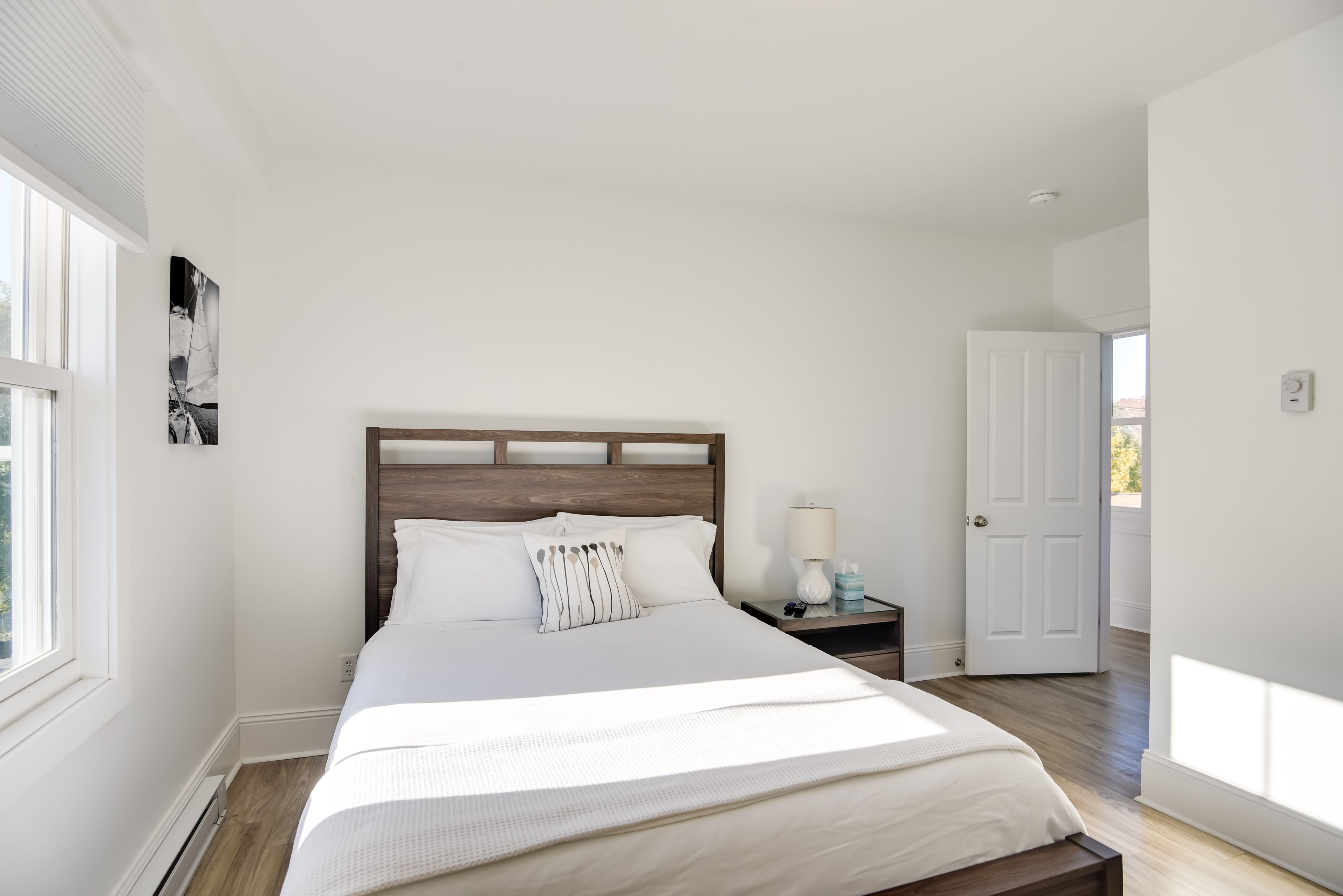 Bedroom 2 | Queen Bed | Smart TV | En-Suite Bathroom