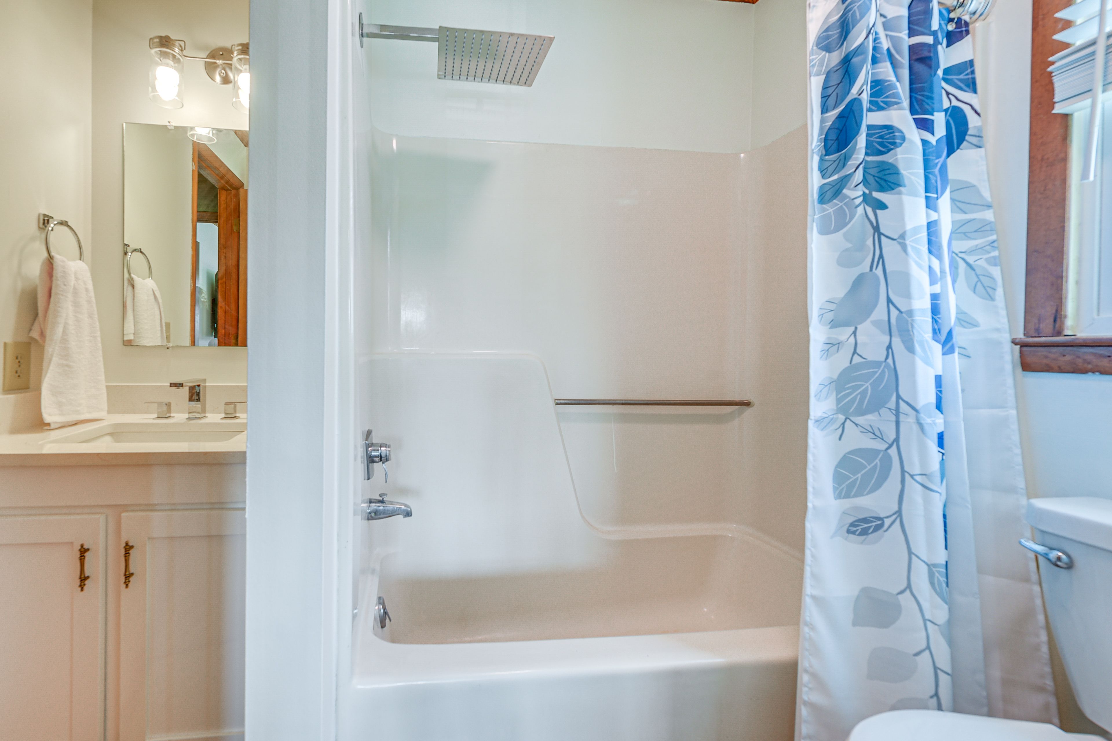 En-Suite Bathroom