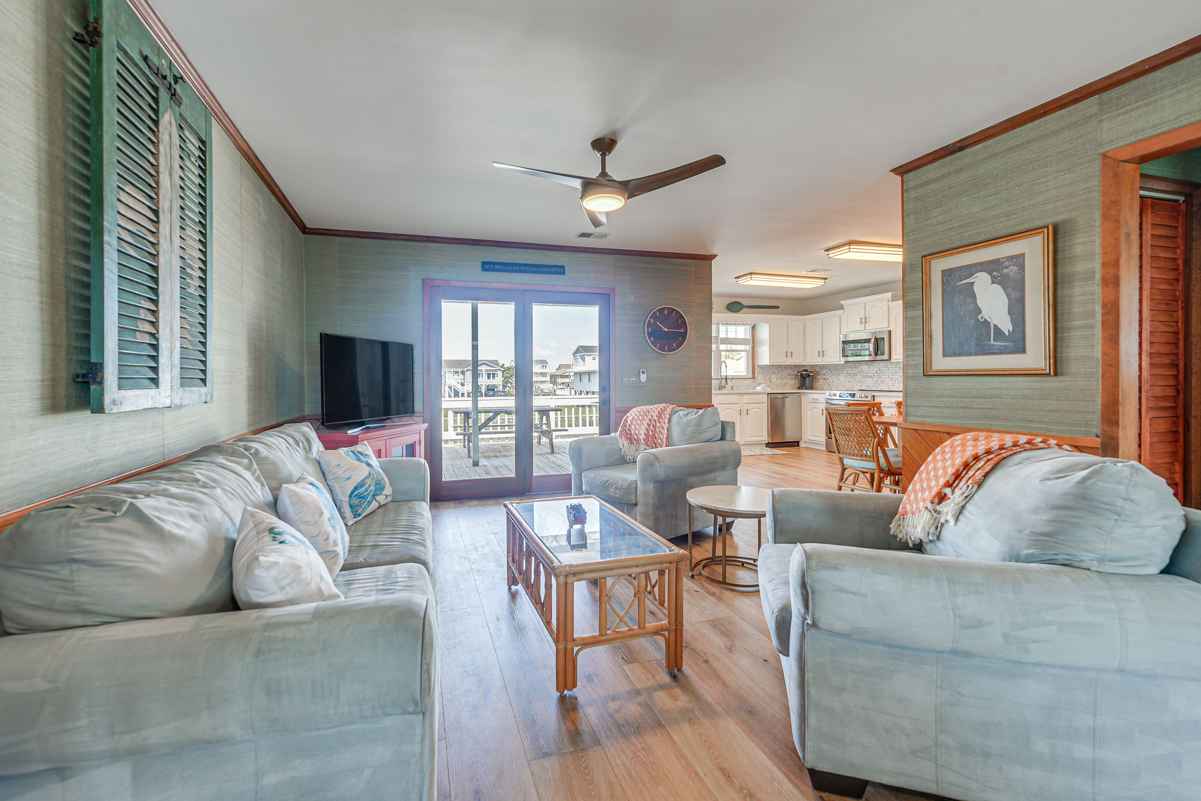 Living Room | Single-Story Home | Flat-Screen TV | Full Sleeper Sofa