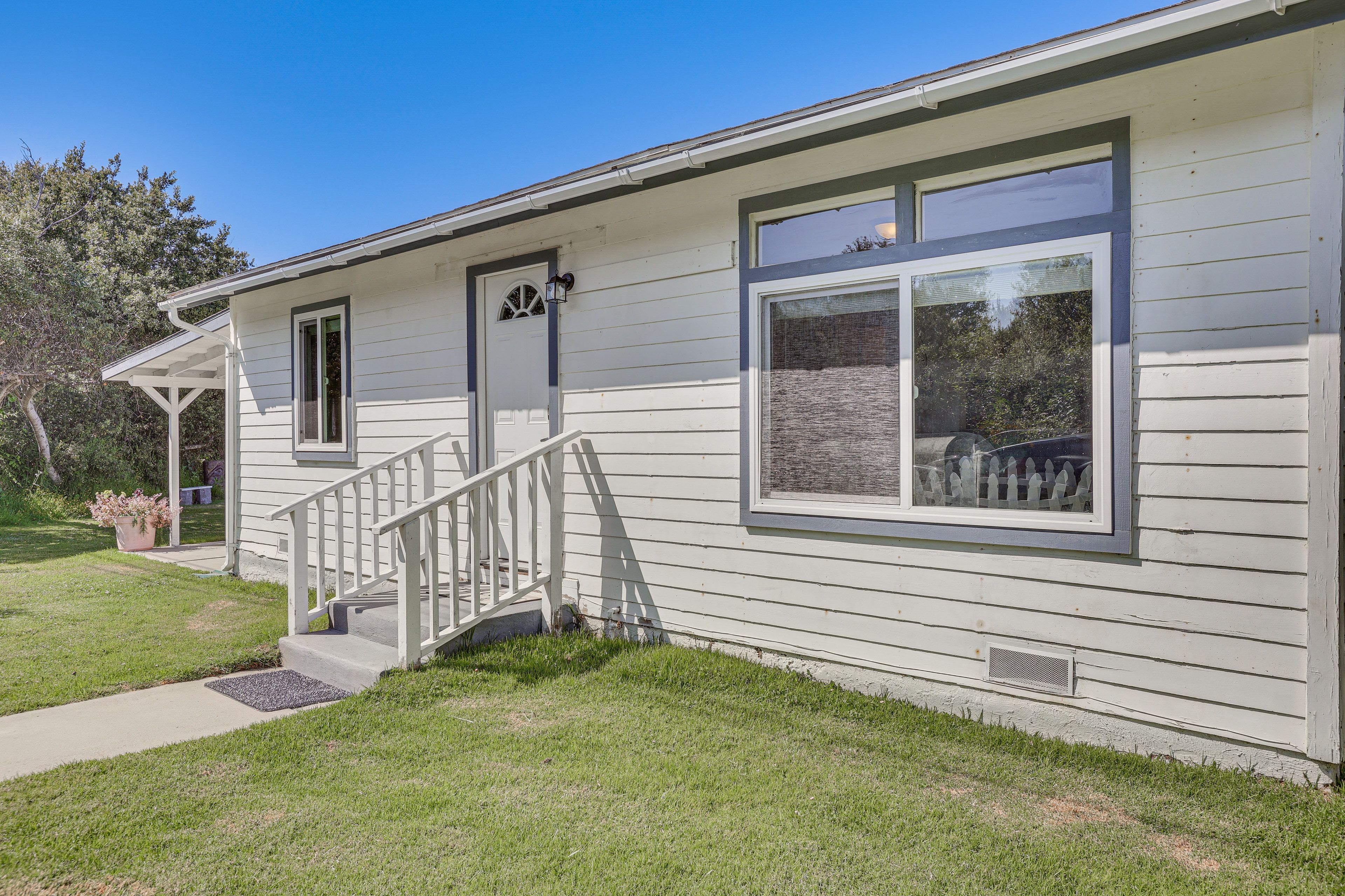 Cottage Exterior | Keyless Entry