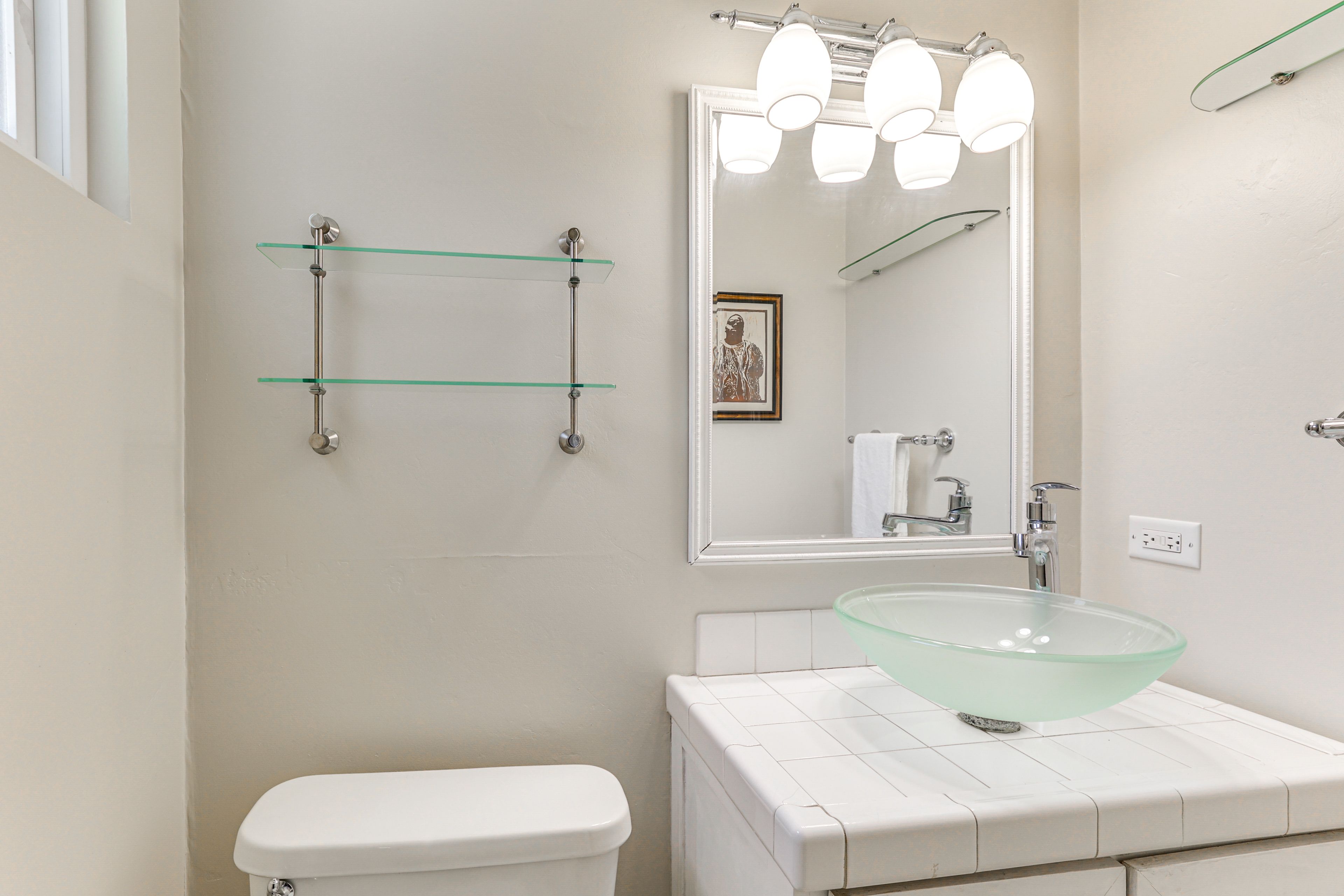 Half Bathroom | Complimentary Toiletries