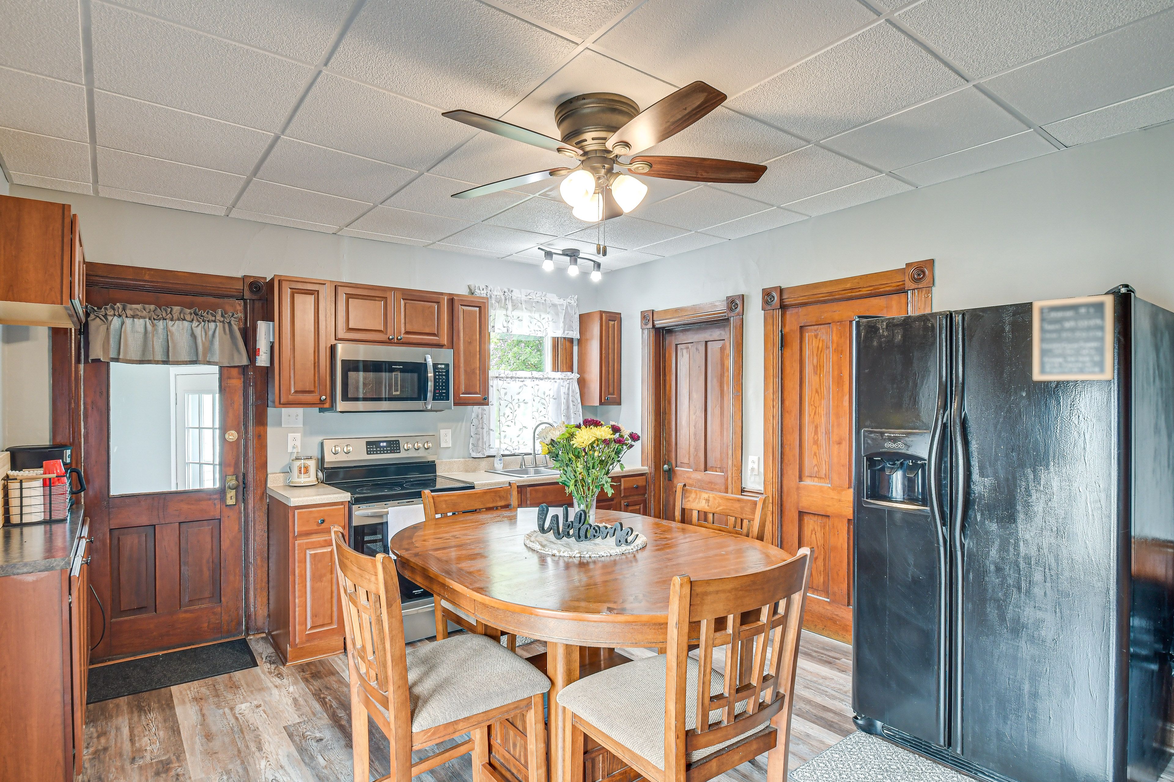 Dining Area | Kitchen | Cooking Basics