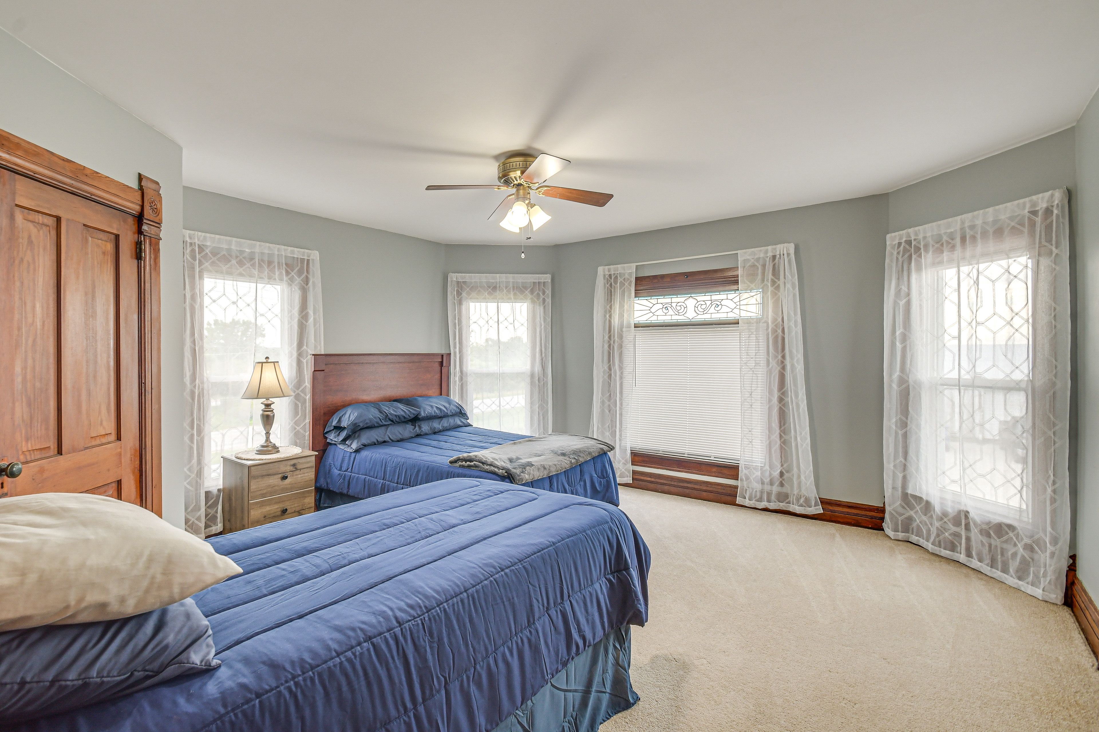 Bedroom 2 | Full Bed | Twin Bed | 2nd Floor