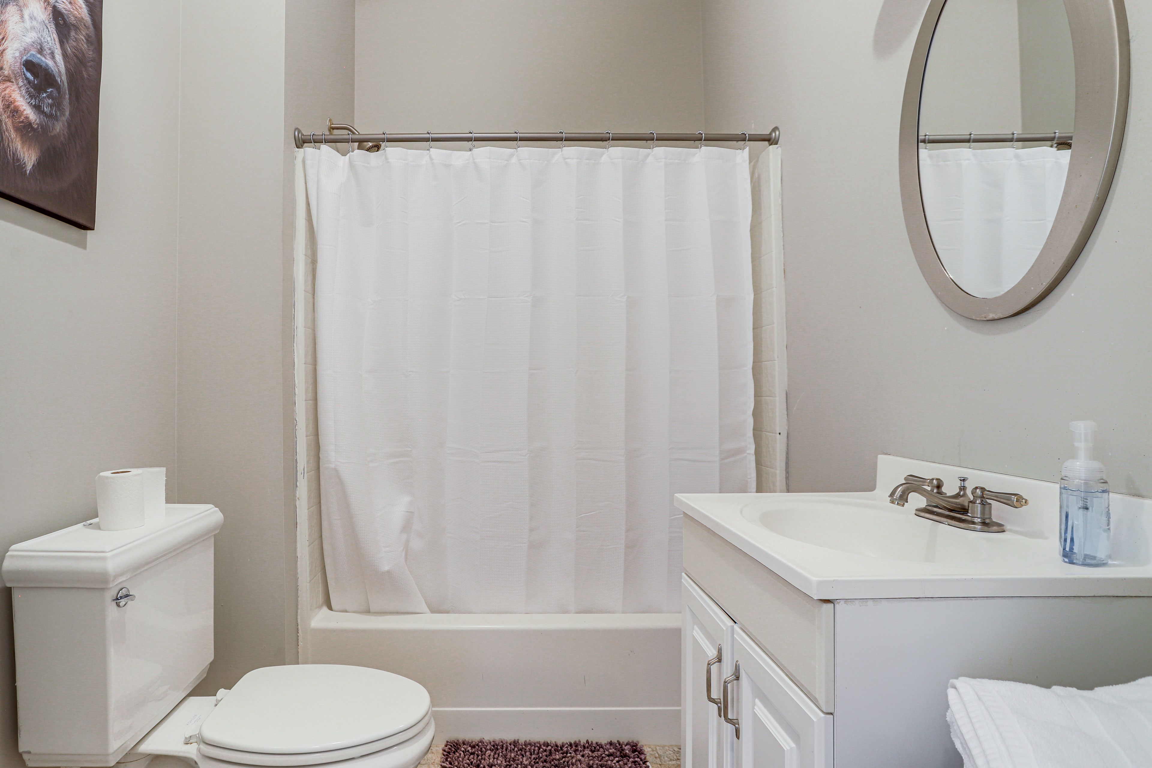 Full Bathroom | 1st Floor