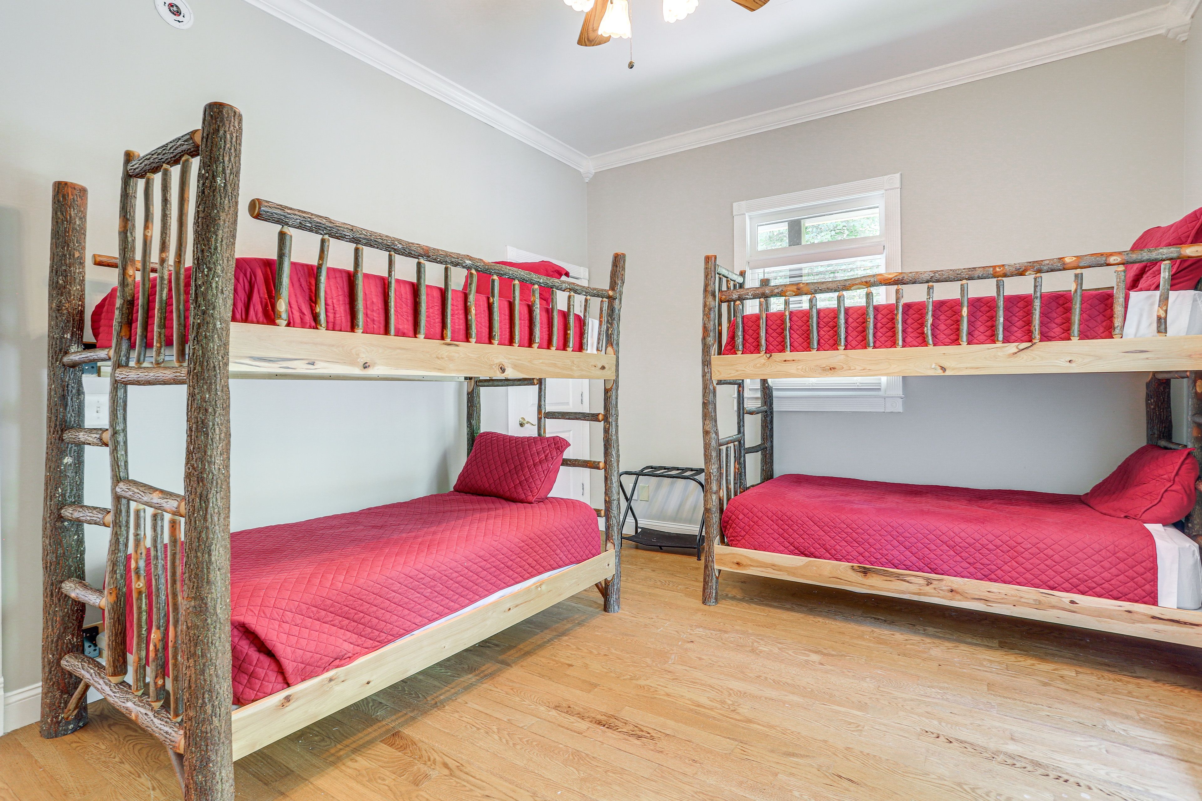 Bedroom 4 | 1st Floor | 2 Twin Bunk Beds