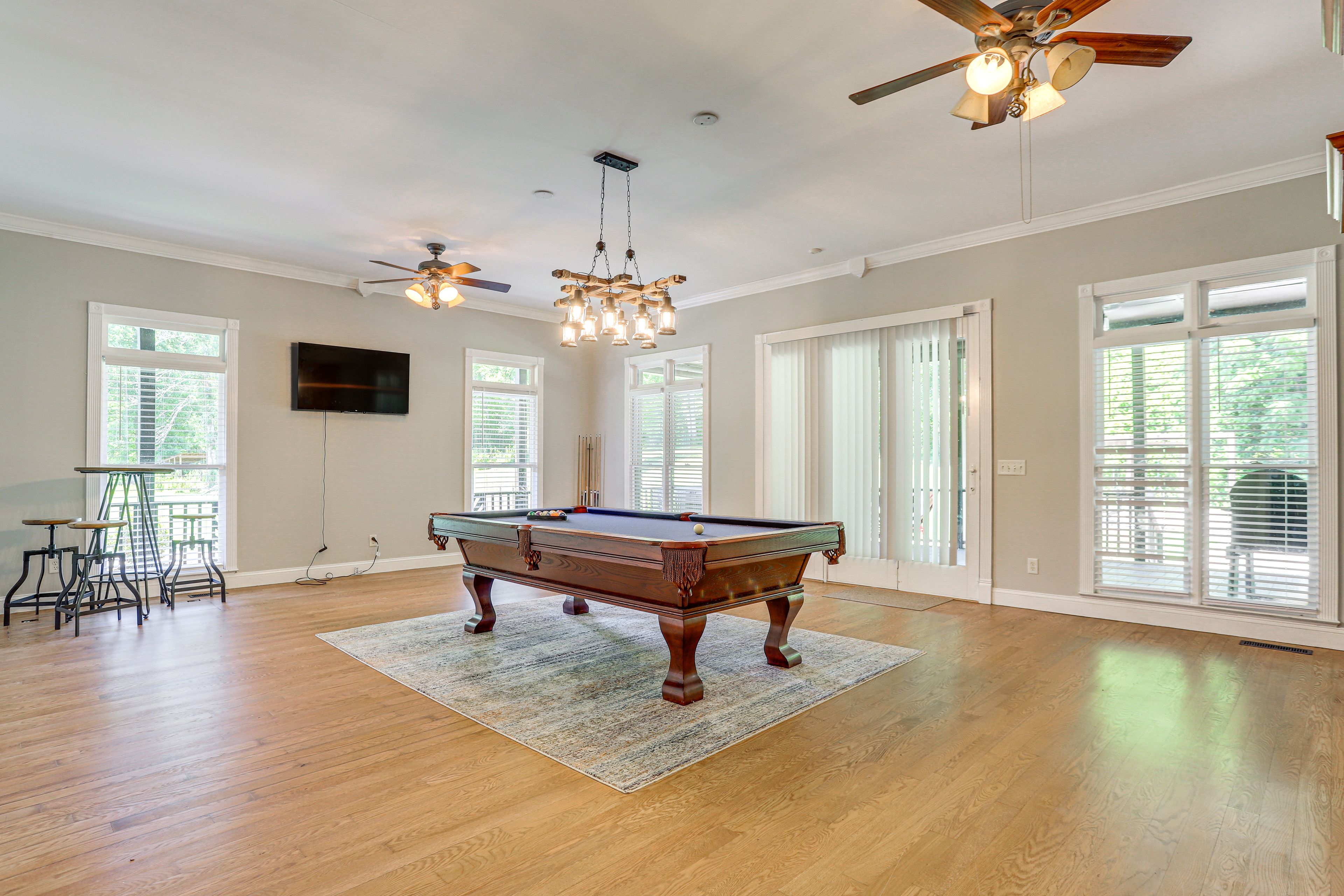 Game Room | 1st Floor | Pool Table | Smart TV