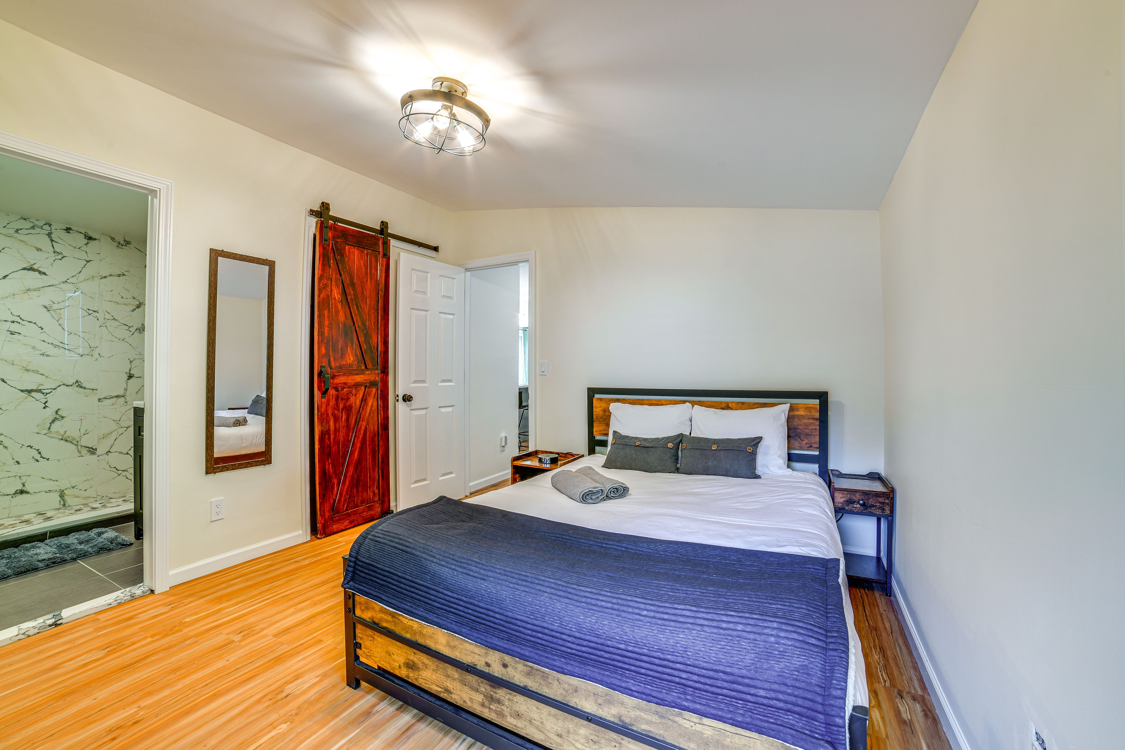 Bedroom 1 | Queen Bed | Linens Provided