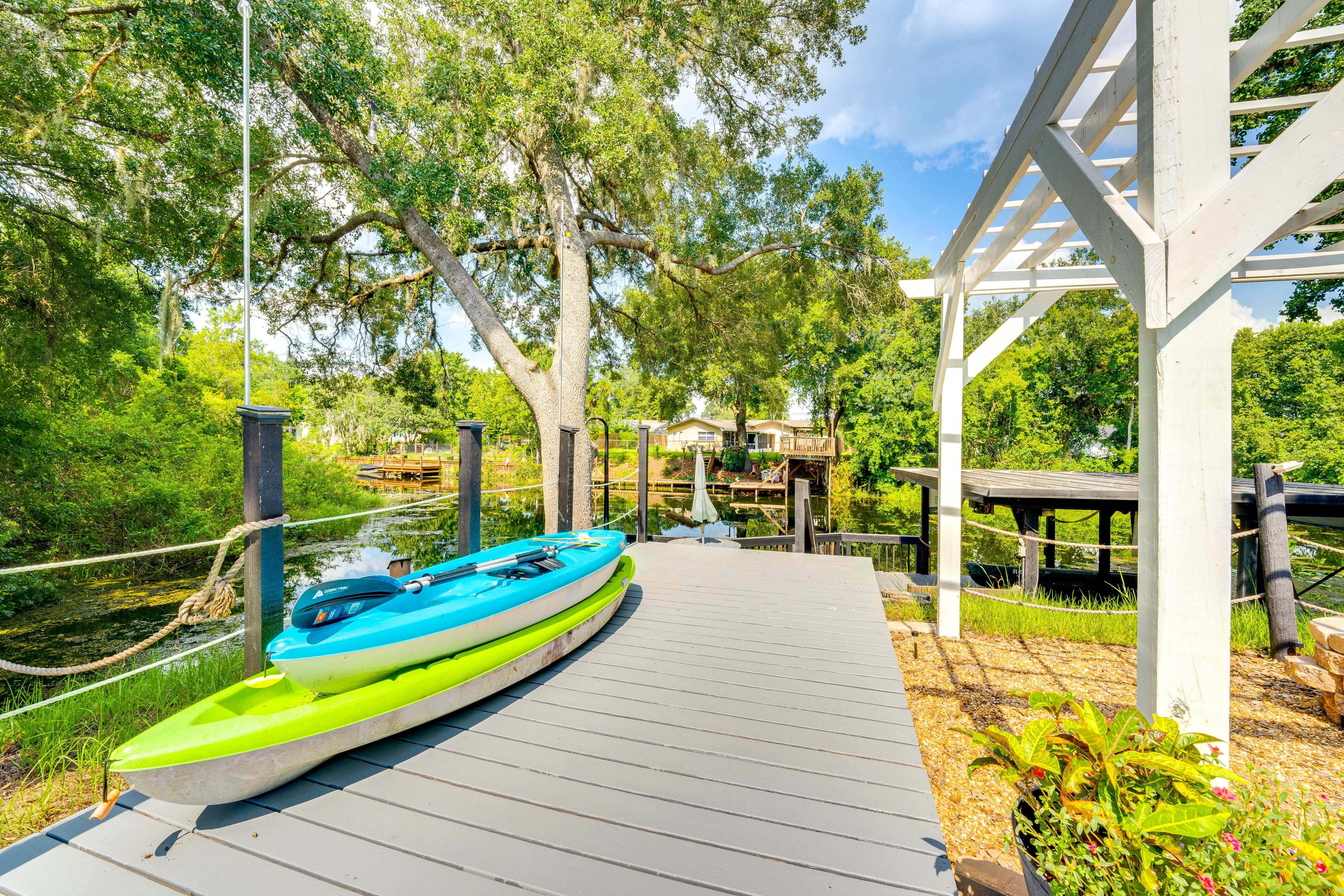 Private Dock | Kayaks