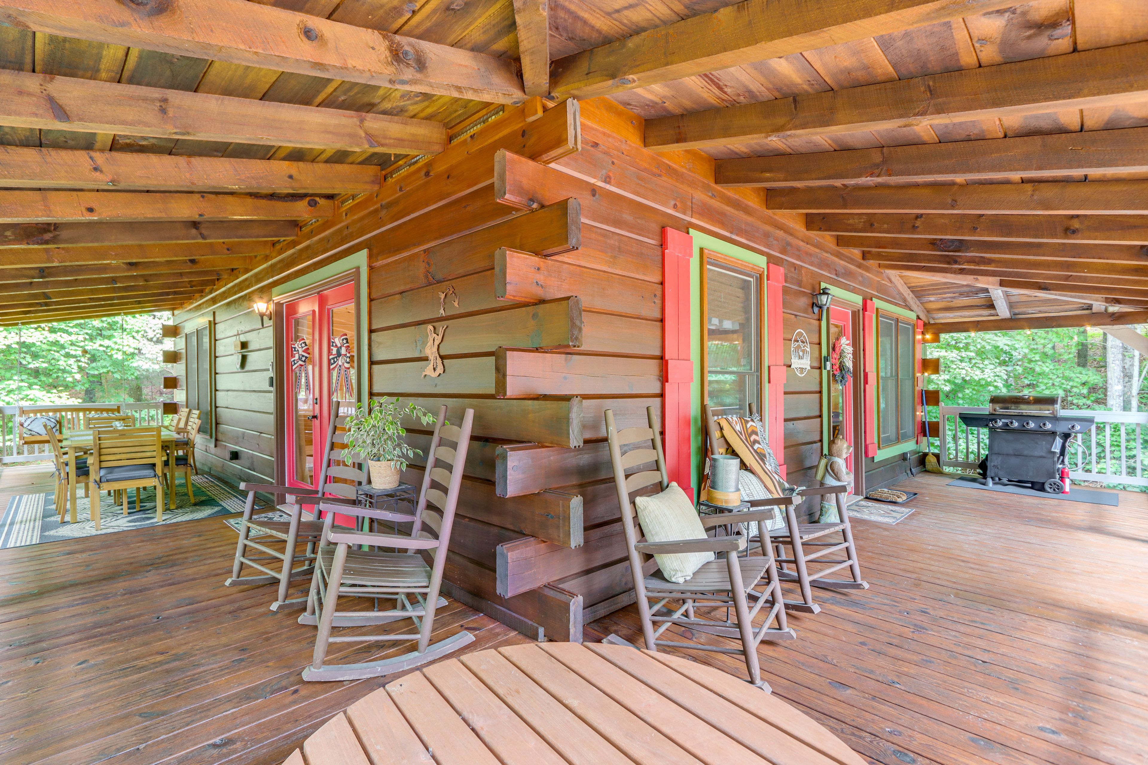 Wraparound Deck | Gas Grill | Dining Area
