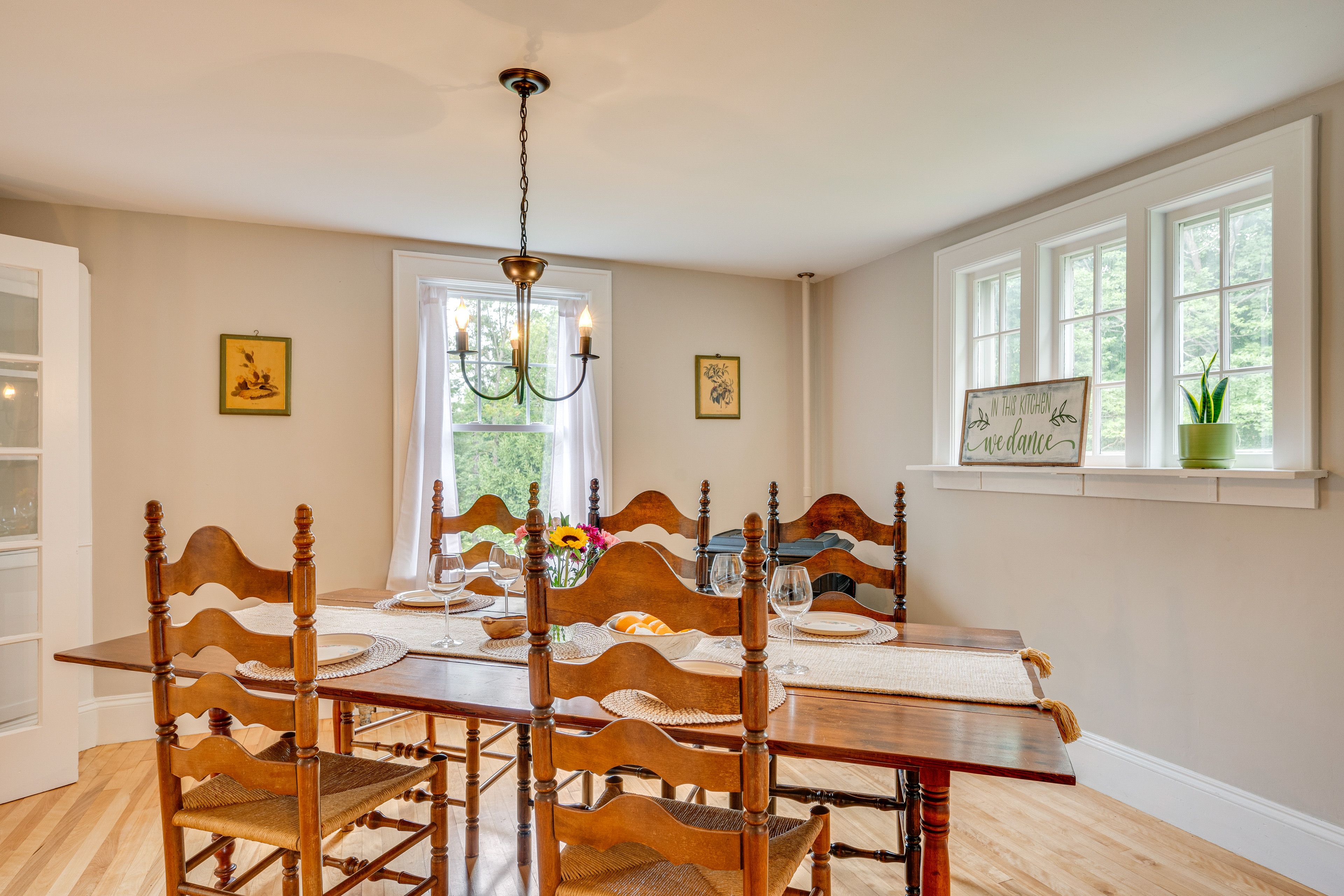 Formal Dining Room | 1st Floor | 5-Seat Table