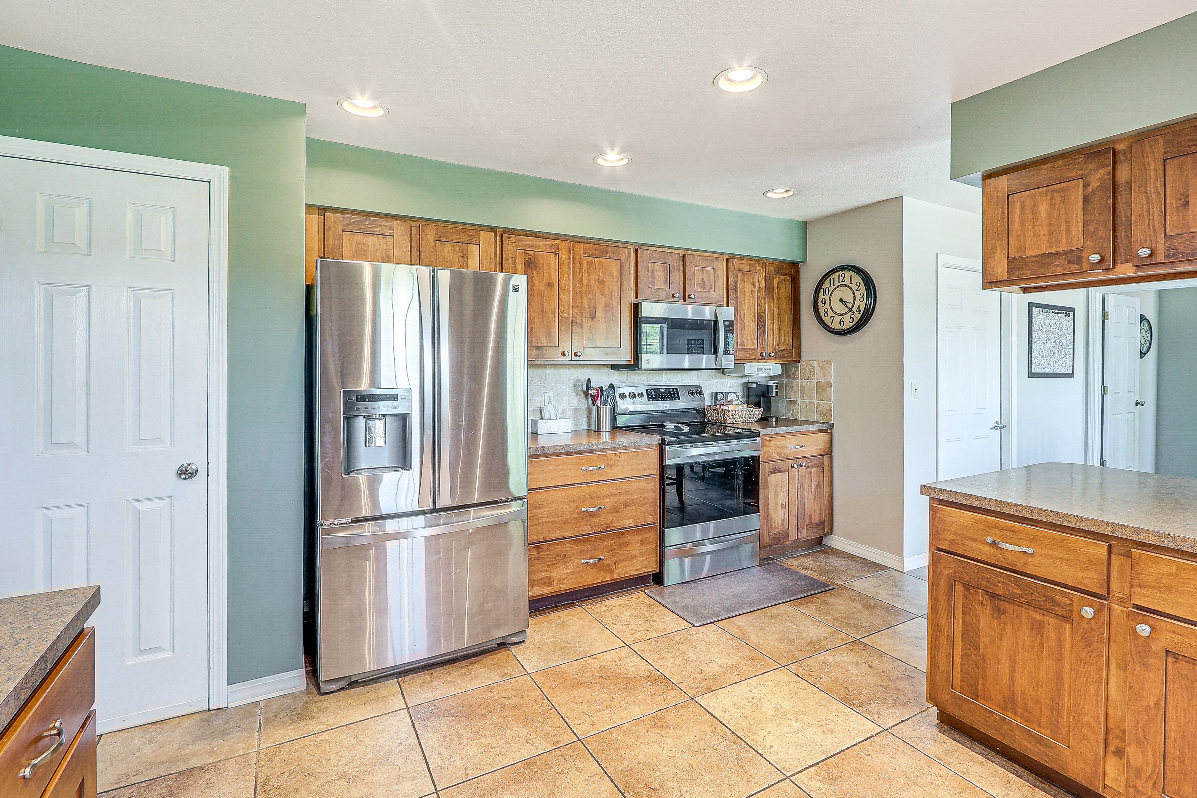 Kitchen | Stove/Oven | Dishwasher | Keurig Coffee Maker | 1 Addt'l Step Required