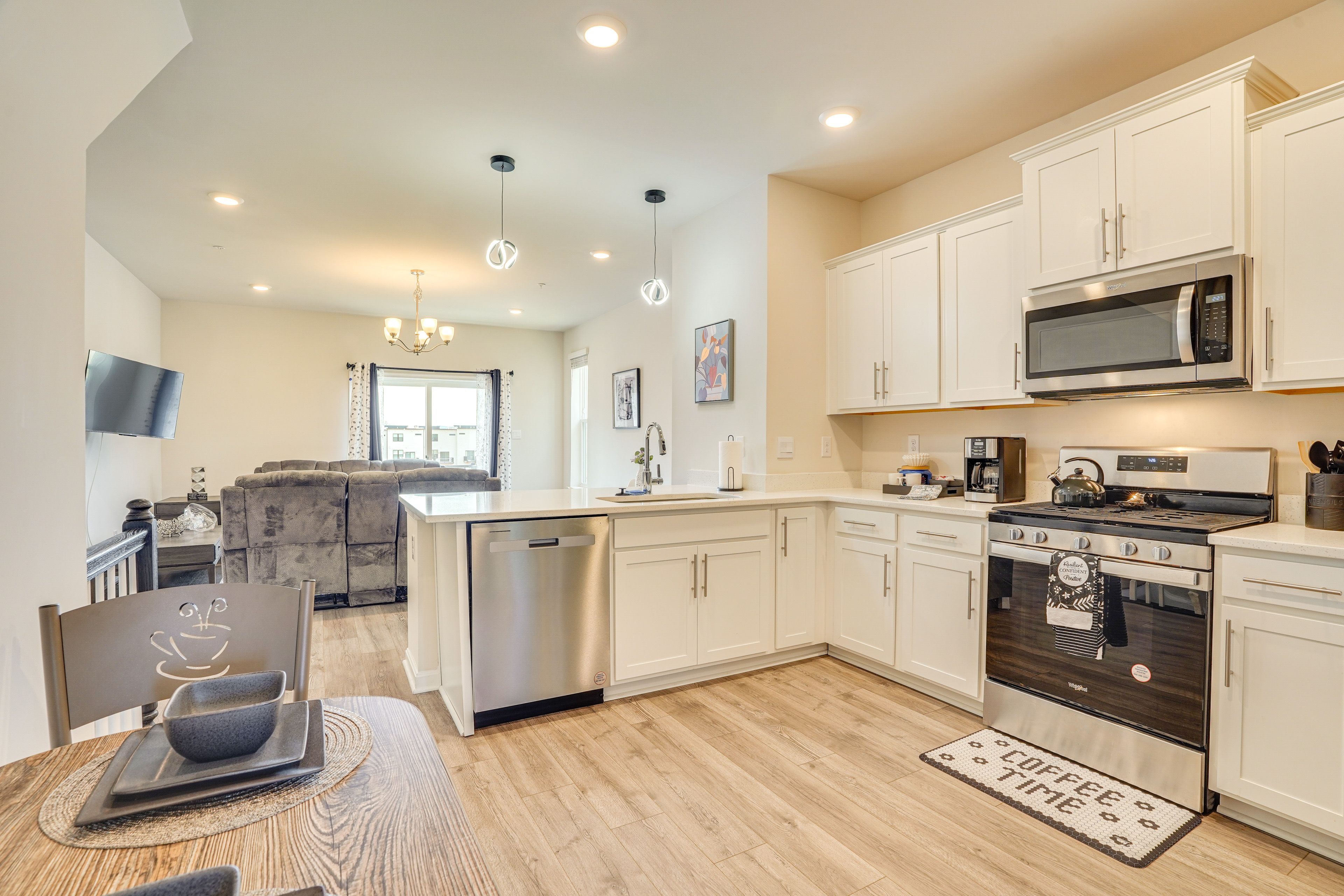Kitchen | Dishware & Flatware | Trash Bags & Paper Towels | Main Level