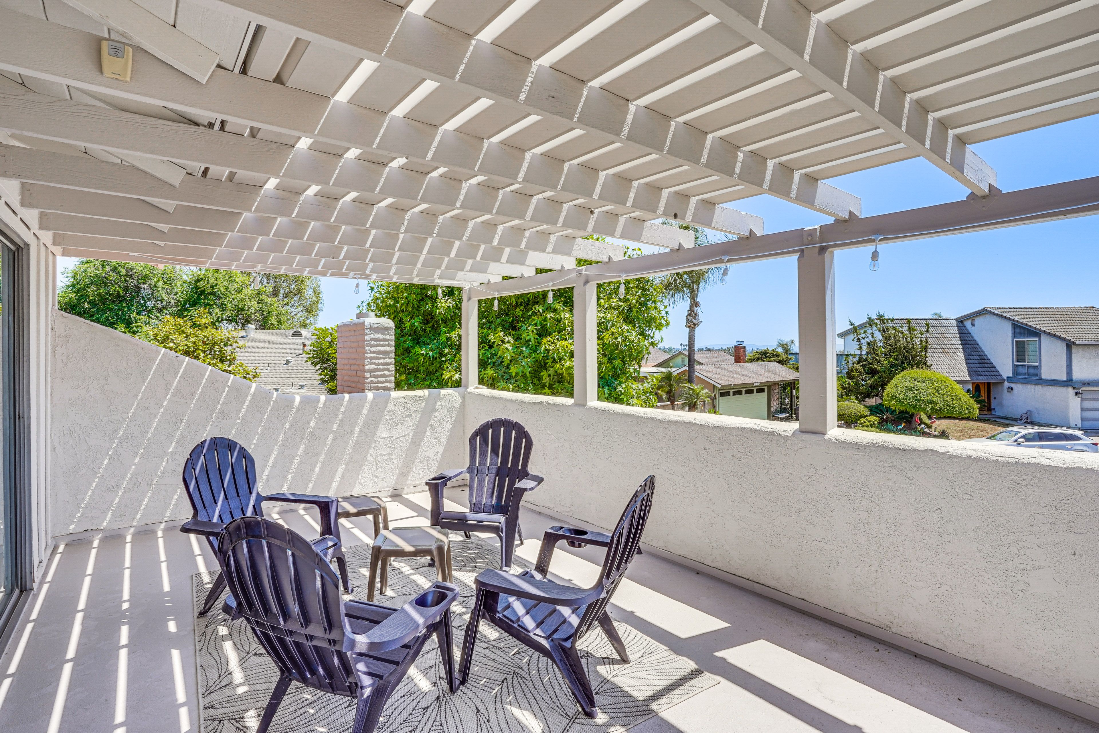 Private Balcony | 2nd Floor