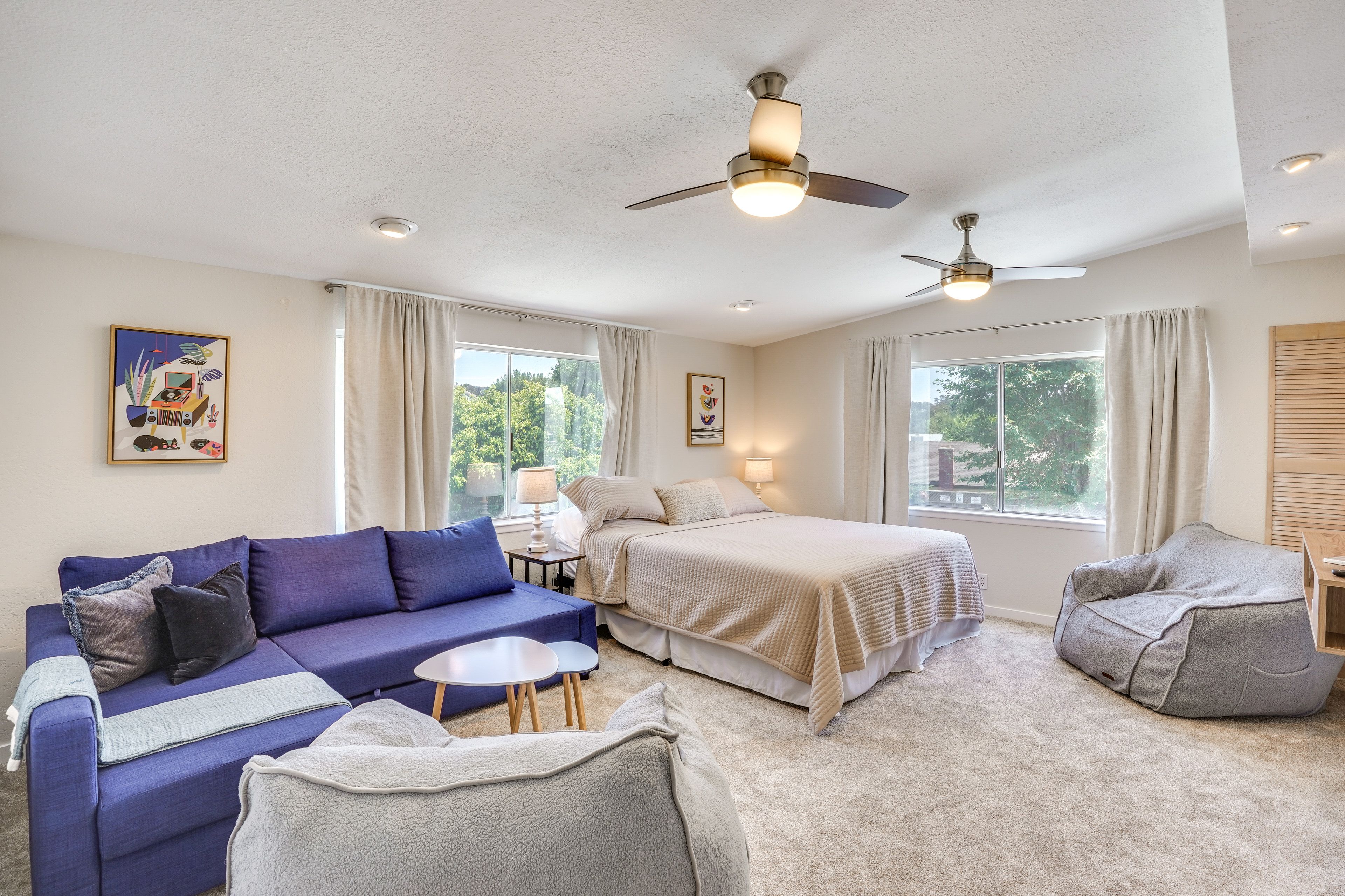 Bedroom 2 | King Bed | Full Sleeper Sofa | 2nd Floor | Smart TV